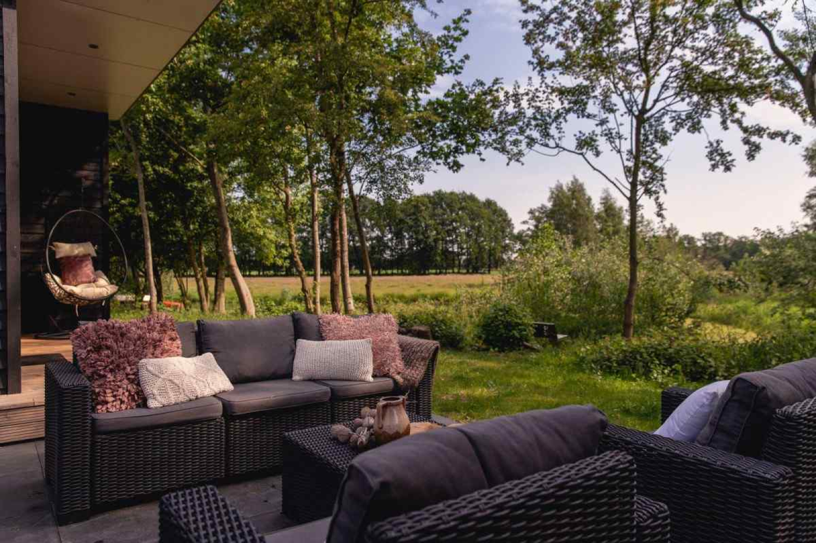 luxe-6-persoons-vakantiehuis-aan-het-riviertje-de-regge
