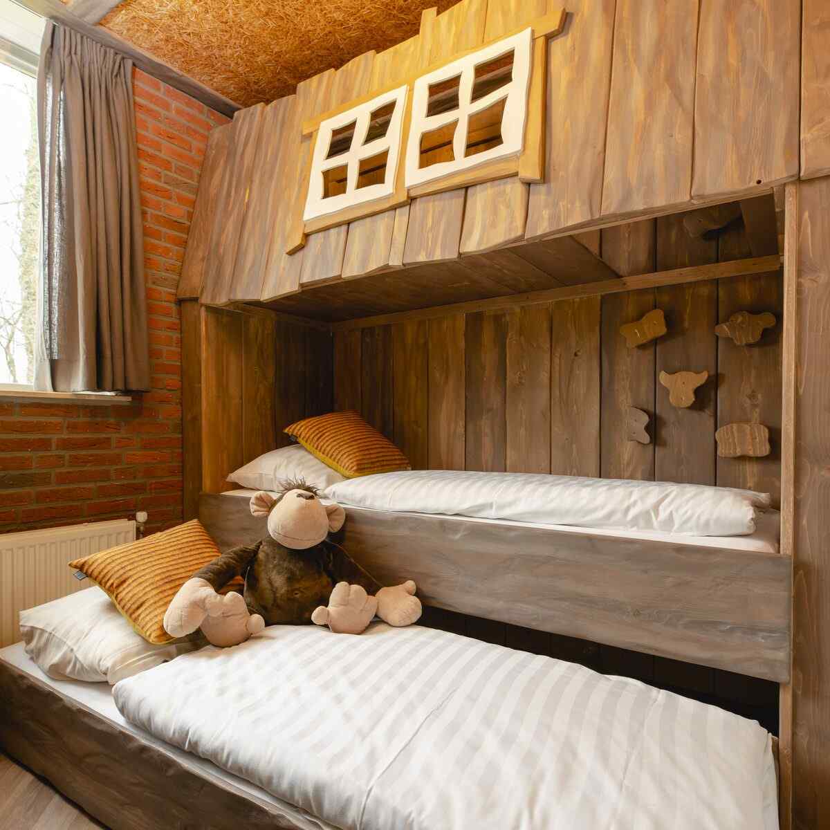 prachtige-6-persoons-kinderbungalow-op-vakantiepark-molke