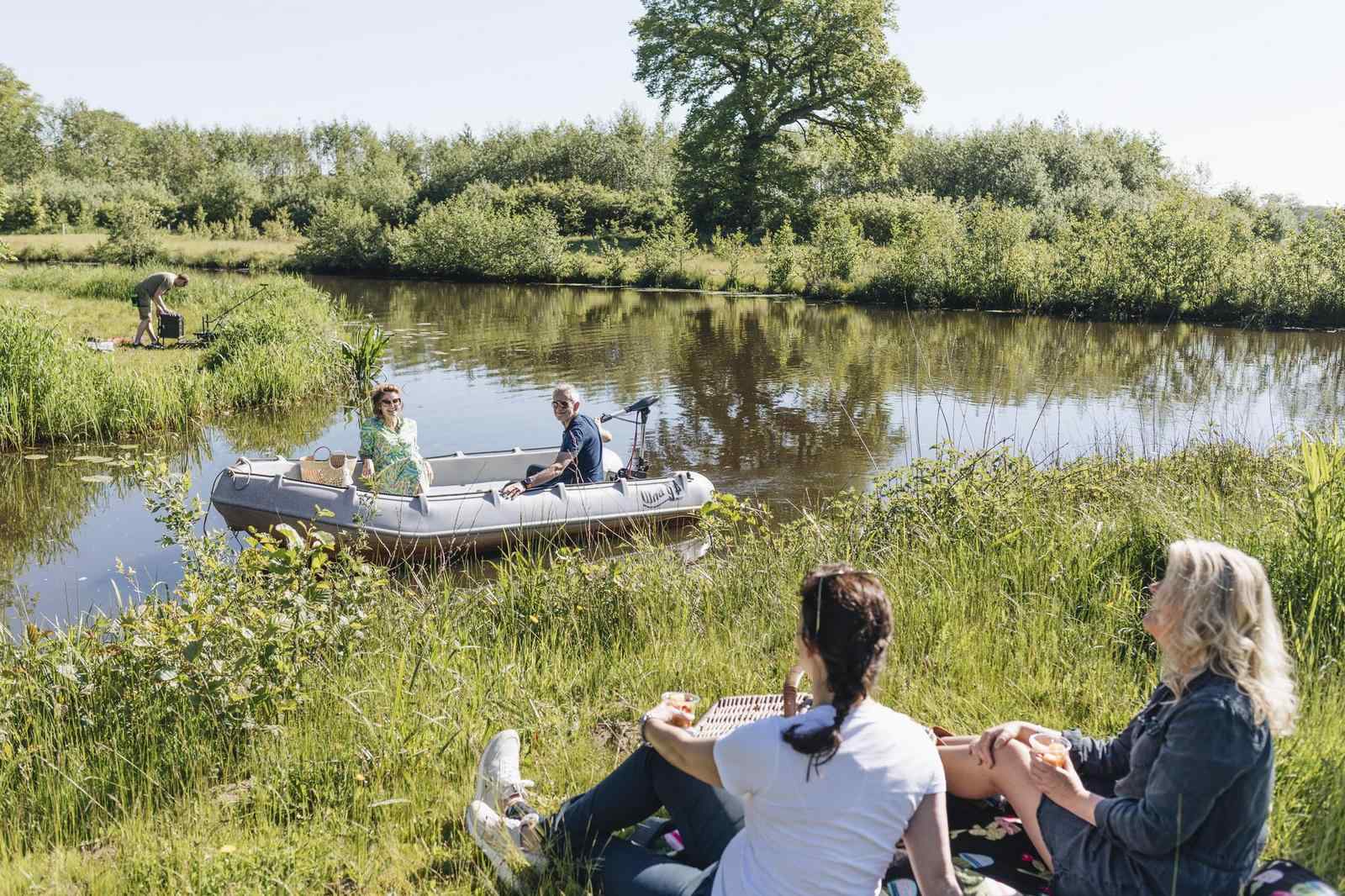 comfortabel-boerderij-appartement-voor-2-personen-op-een-rustige-camping-in-den-ham