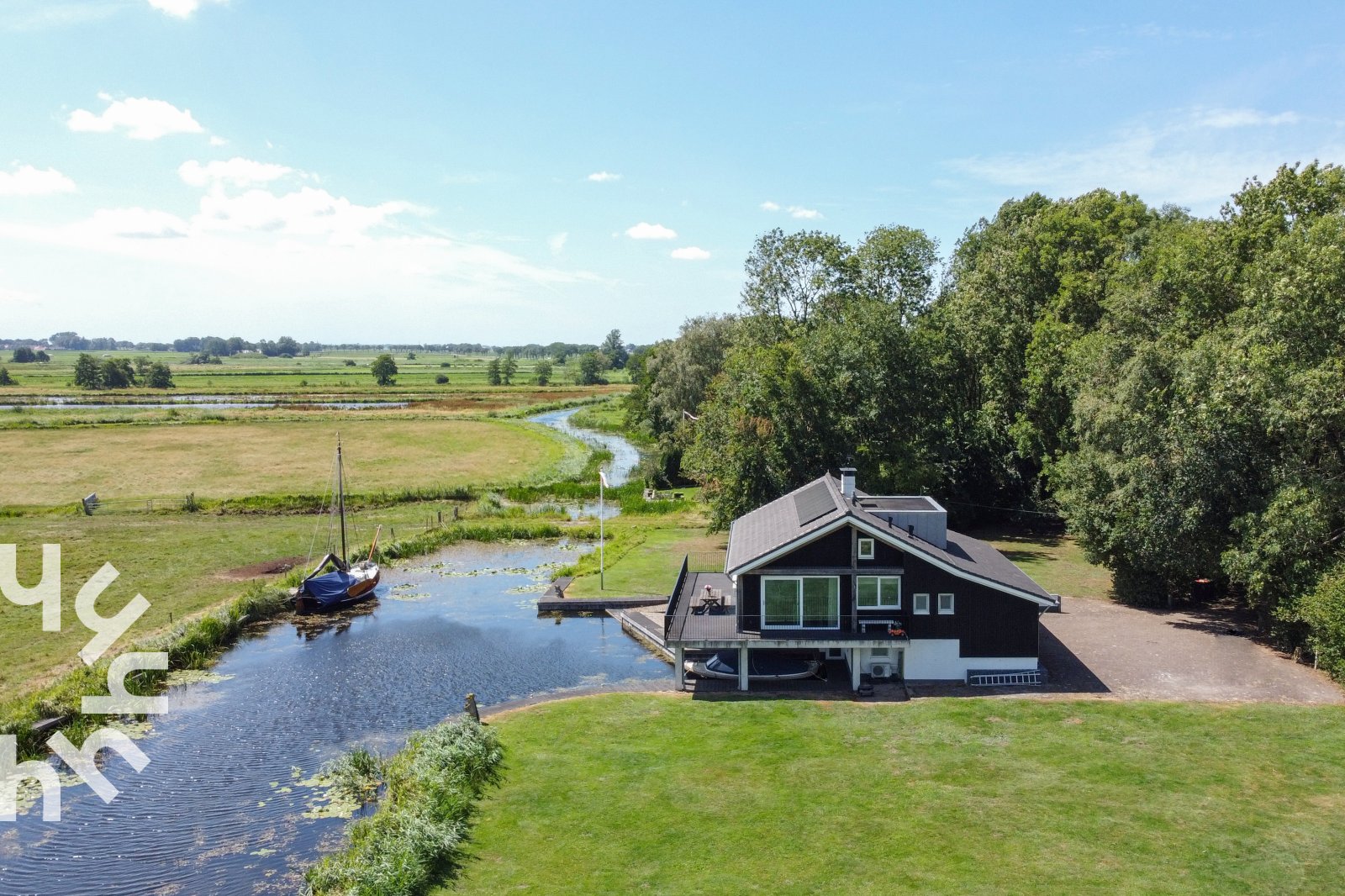 Heerlijke vakantievilla aan het water, vlakbij Giethoor