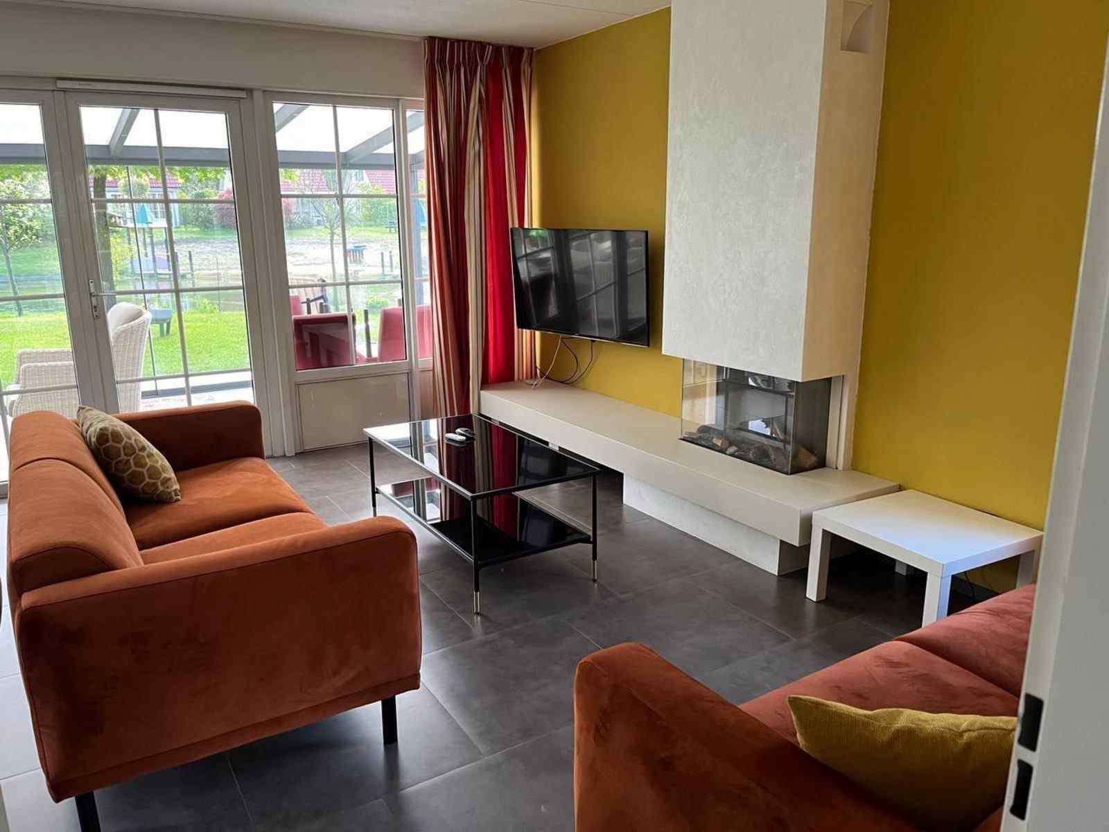 5-persoons-vakantiehuis-met-tuinkamer-op-vakantiepark-hellendoorn