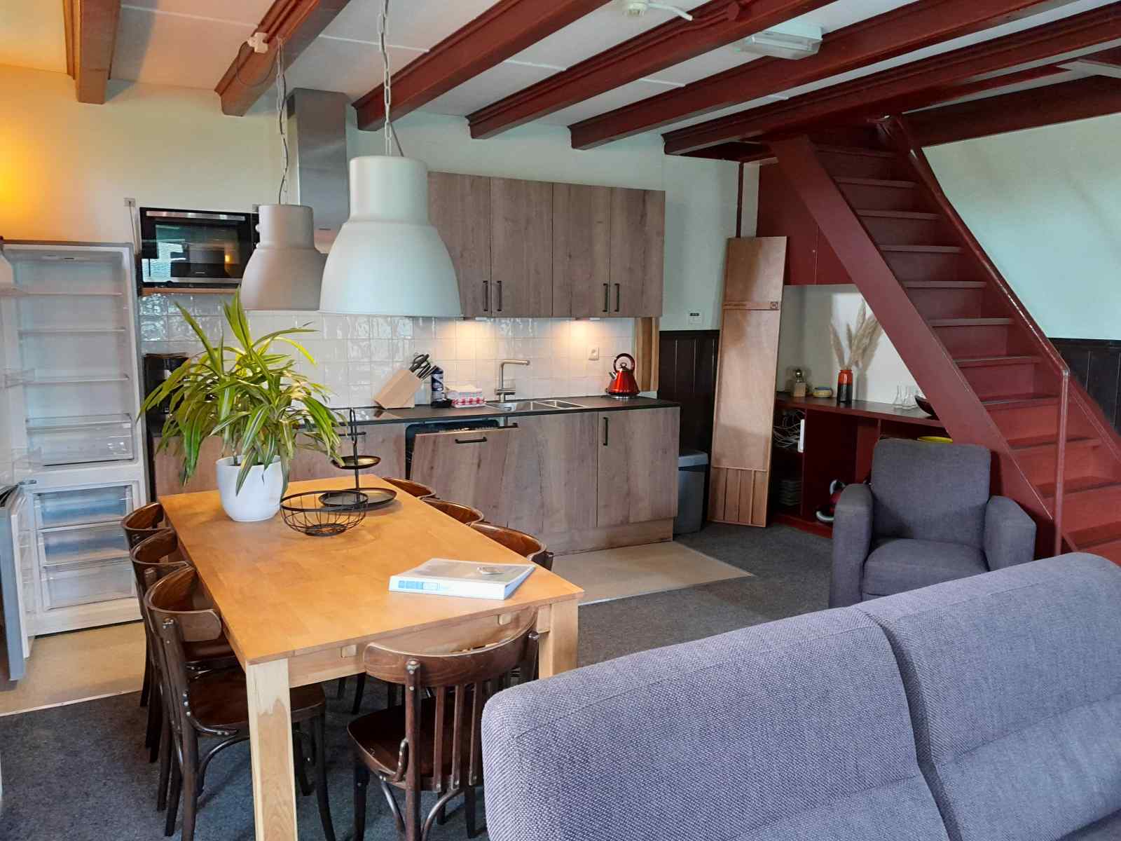 7-persoons-appartement-in-het-centrum-van-giethoorn