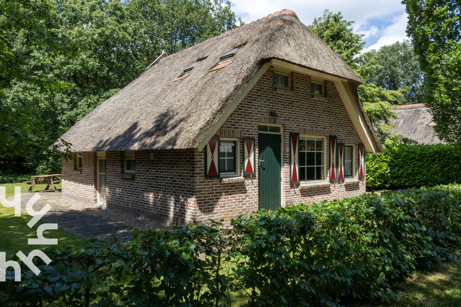 Gezellig vier persoons vakantiehuis op een rustig, bosrijk park in IJhorst