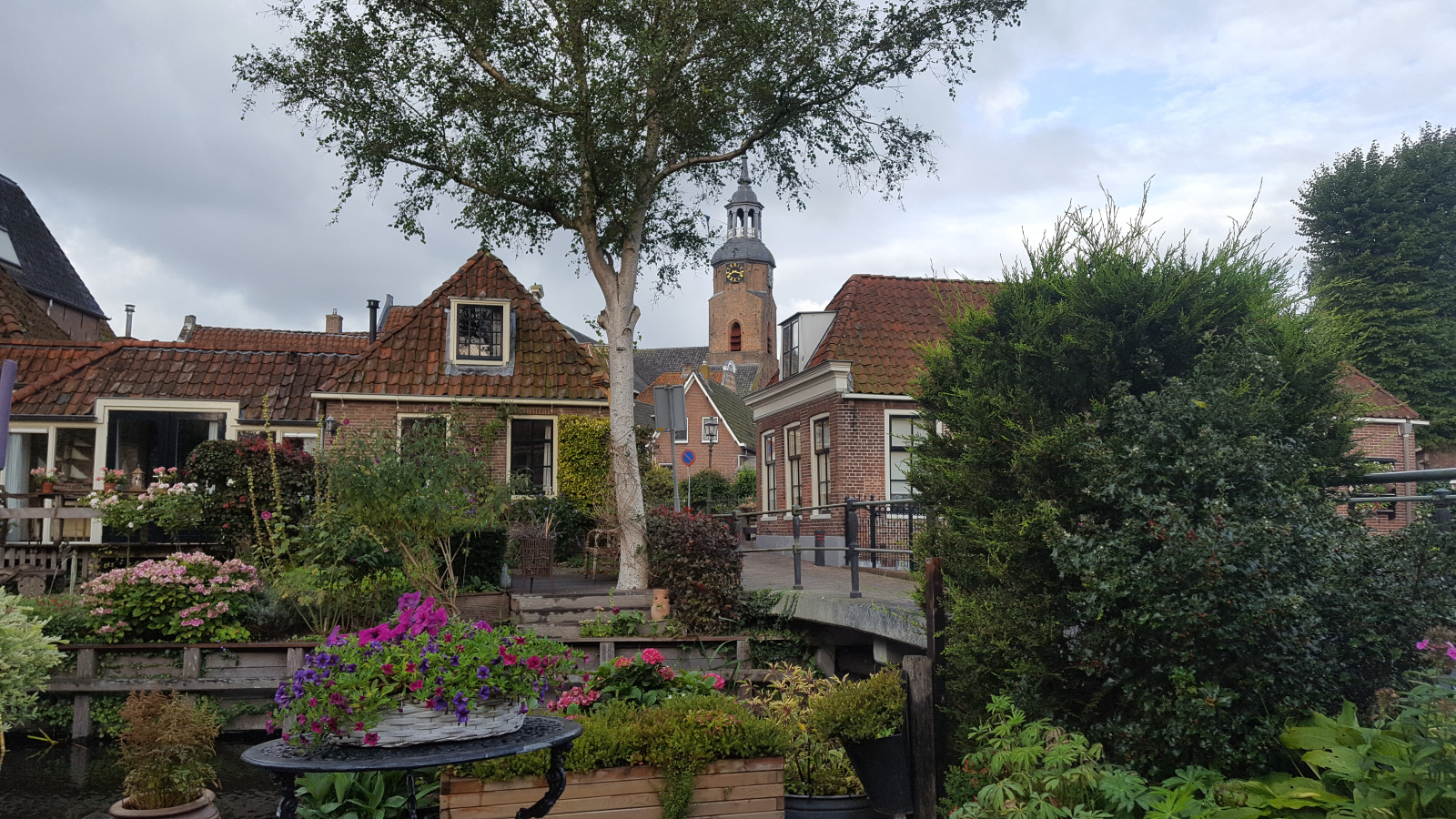 authentiek-2-persoons-appartement-in-hollandse-stijl-met-vermeer-en-uitzicht-op-de-haven