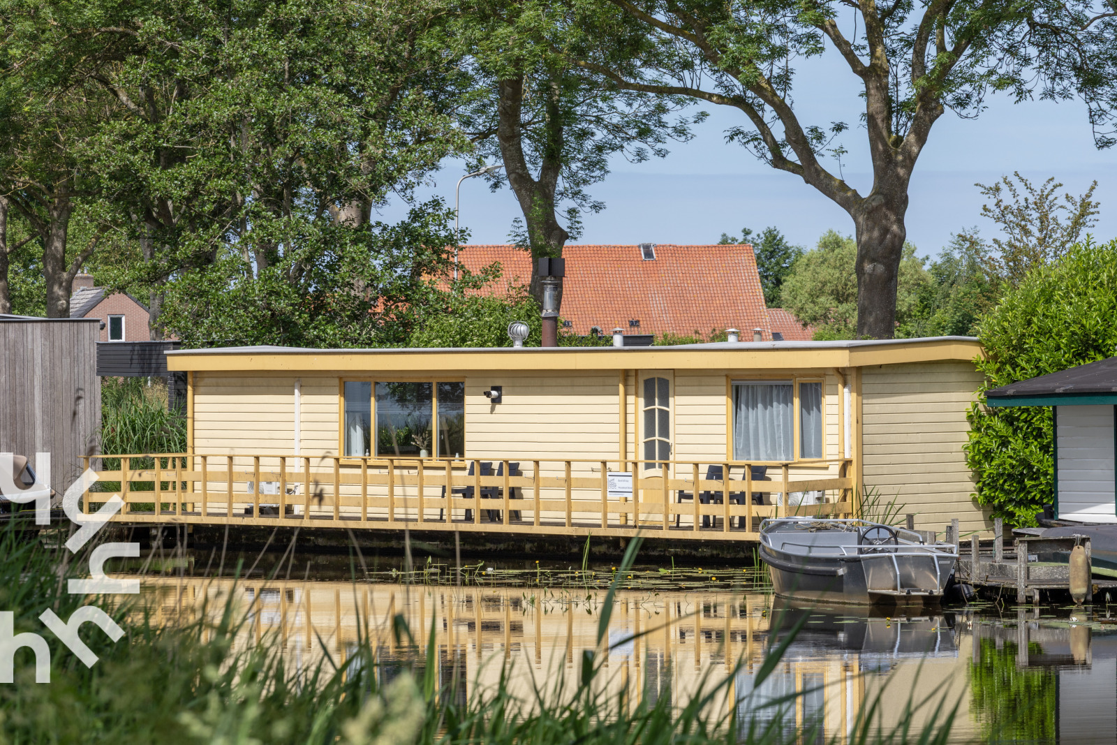 Prachtig gelegen 2-persoons woonboot in Giethoorn met uitzicht op de Weerribben-Wieden