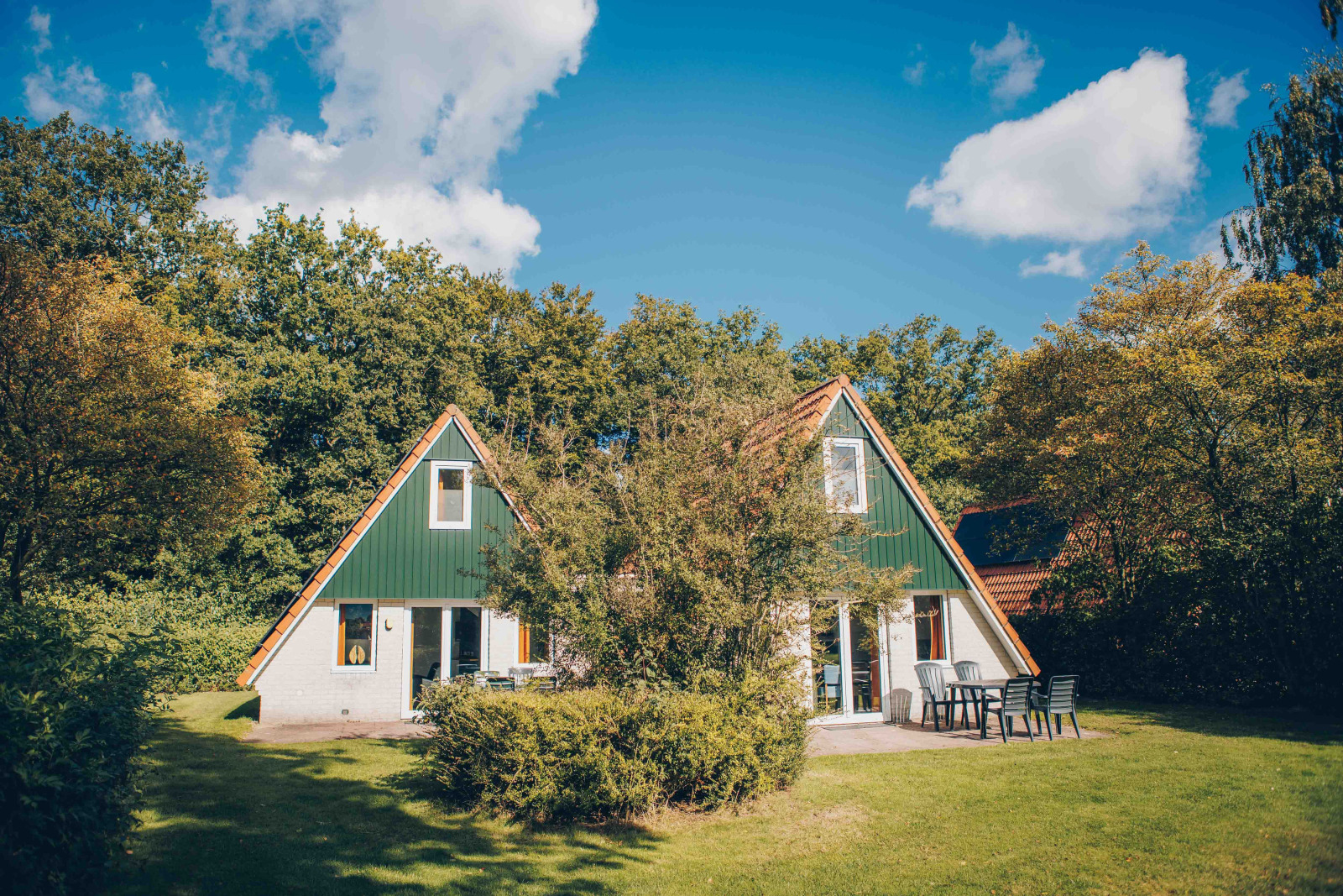 Ruim 10-persoons familiehuis met moderne voorzieningen en tuin nabij Gramsberger Bos β vrijgezellenfeest in Overijssel