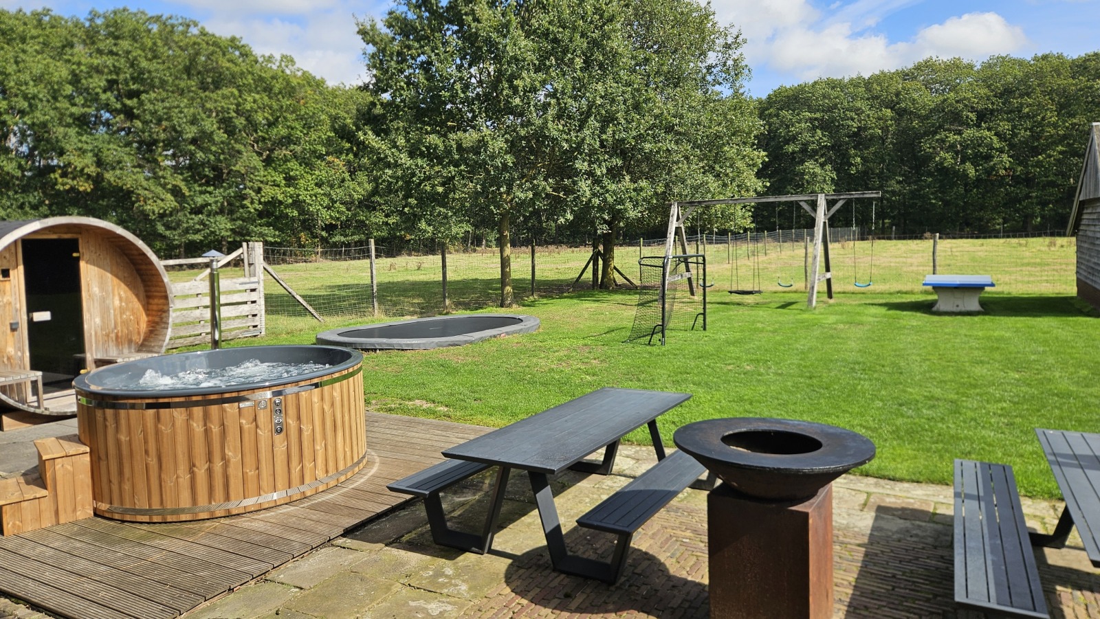 Vakantieboerderij in Ambt-Delden voor 16 personen foto 13