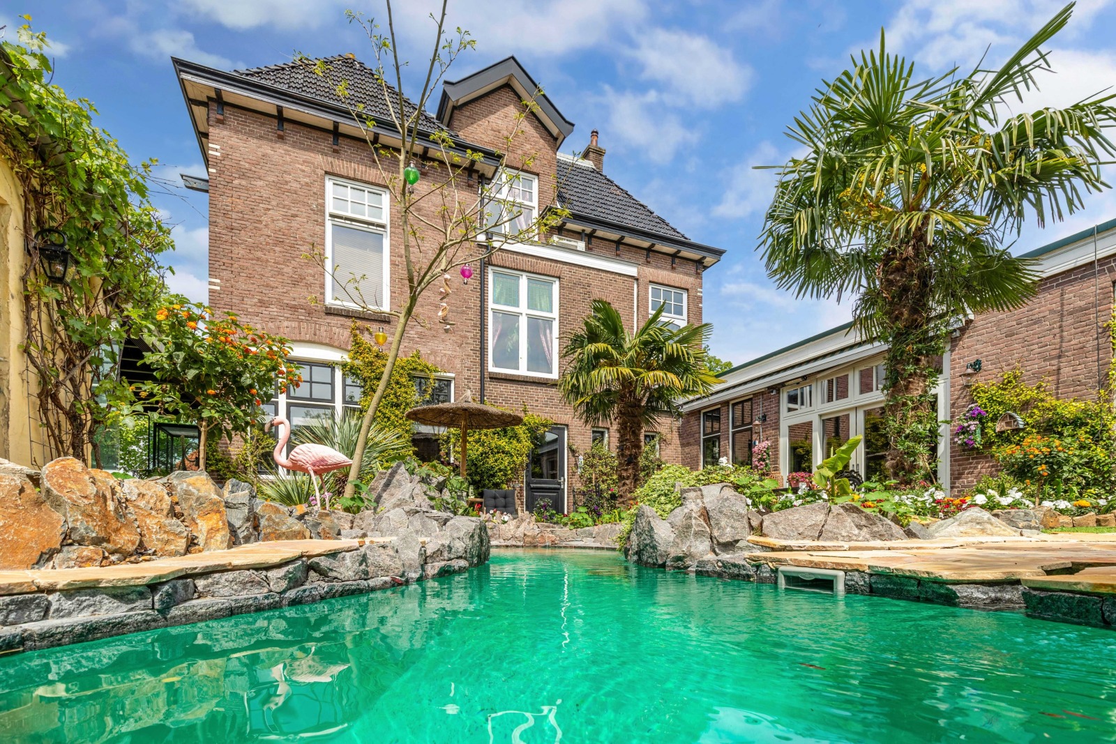 Villa in Steenwijk voor 15 personen foto 2