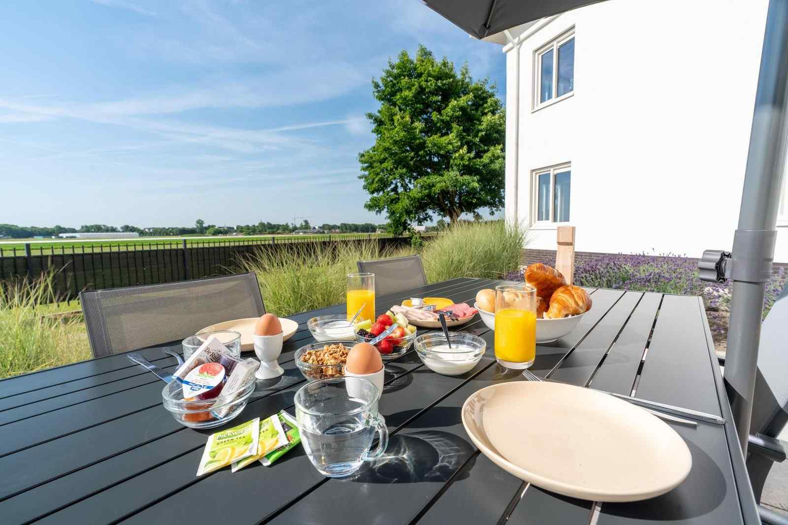 mooi-ingericht-appartement-voor-4-personen-op-vakantiepark-noordwijkse-duinen-dichtbij-zee