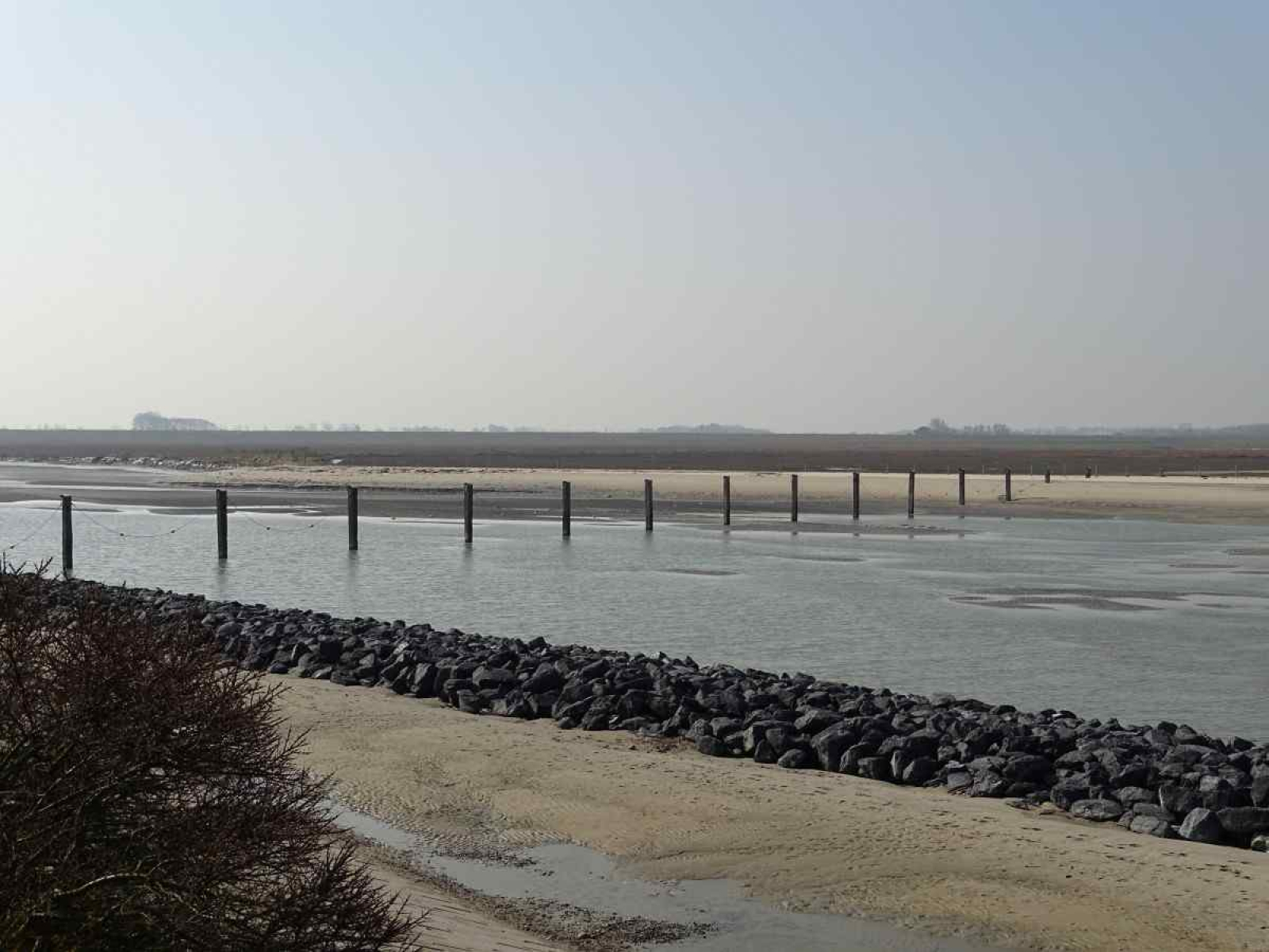 sfeervolle-4-persoons-stacaravan-in-oostkapelle-op-slechts-3-km-van-het-strand