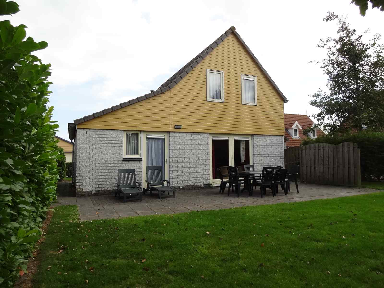 ZE1051