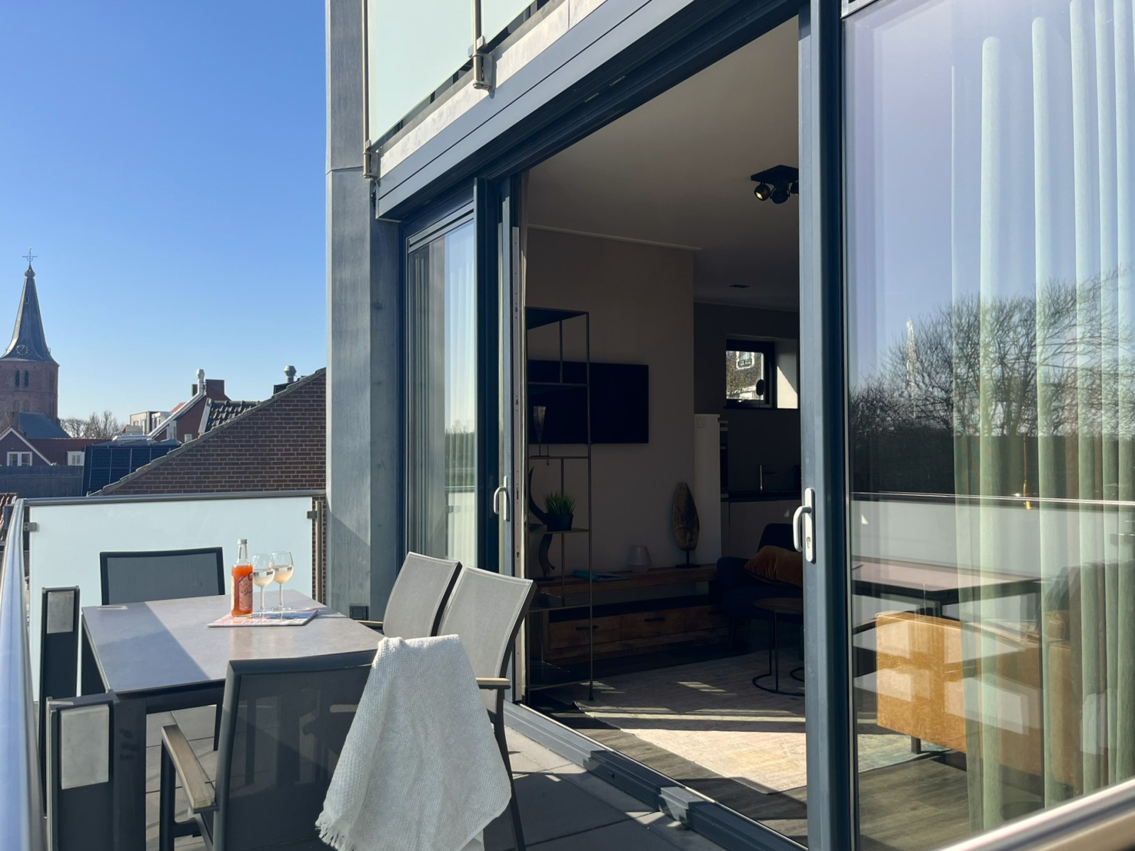 Luxe 4-persoons appartement 150 meter van het strand in Domburg