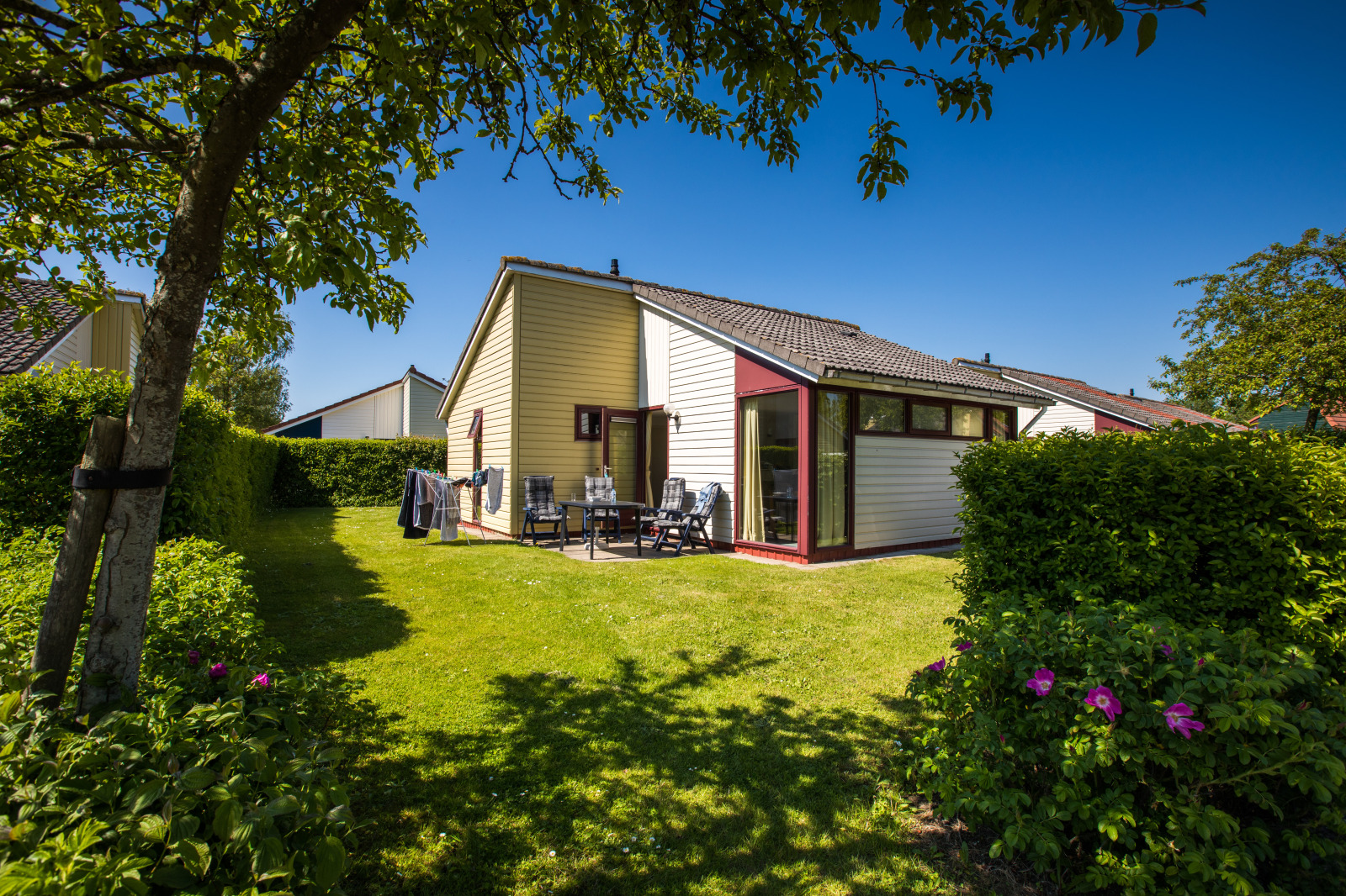 Mooie vrijstaande 6-persoons bungalow met heerlijke ruime tuin