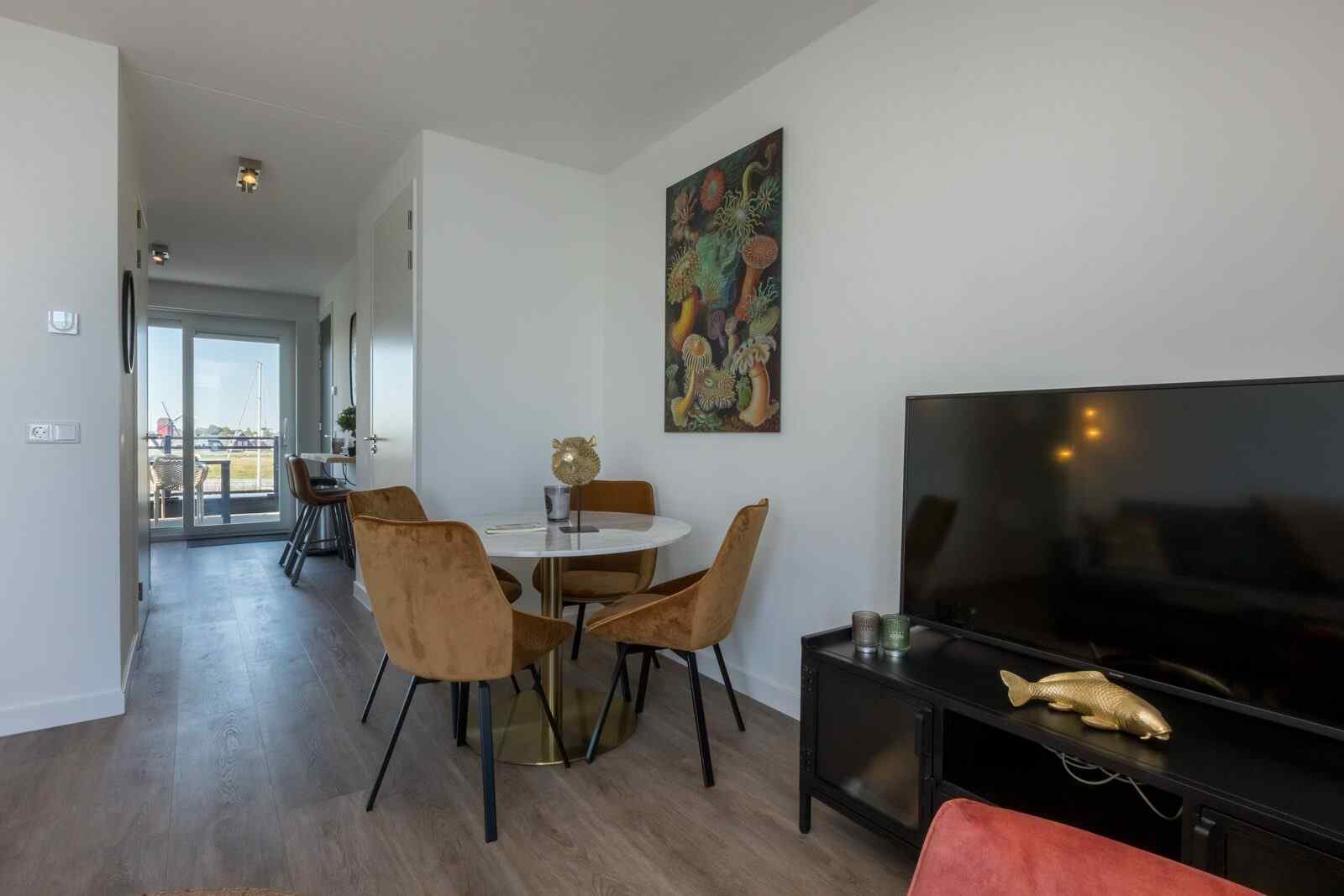 mooi-4-persoons-appartement-met-uitzicht-over-de-jachthaven-in-sint-annaland