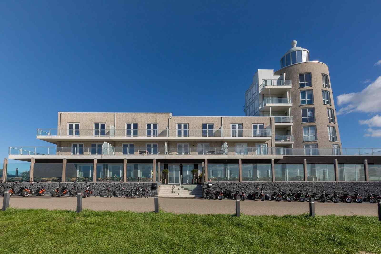 4-persoons-appartement-met-uitzicht-over-de-oosterschelde