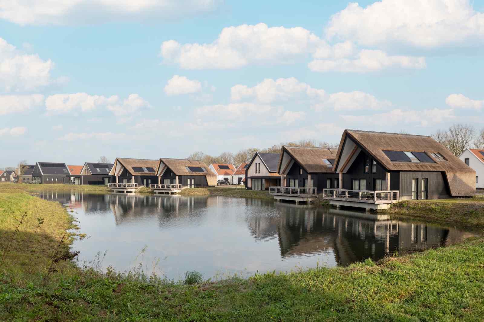 luxe-8-persoons-vakantiehuis-nabij-het-strand-in-zeeuws-vlaanderen