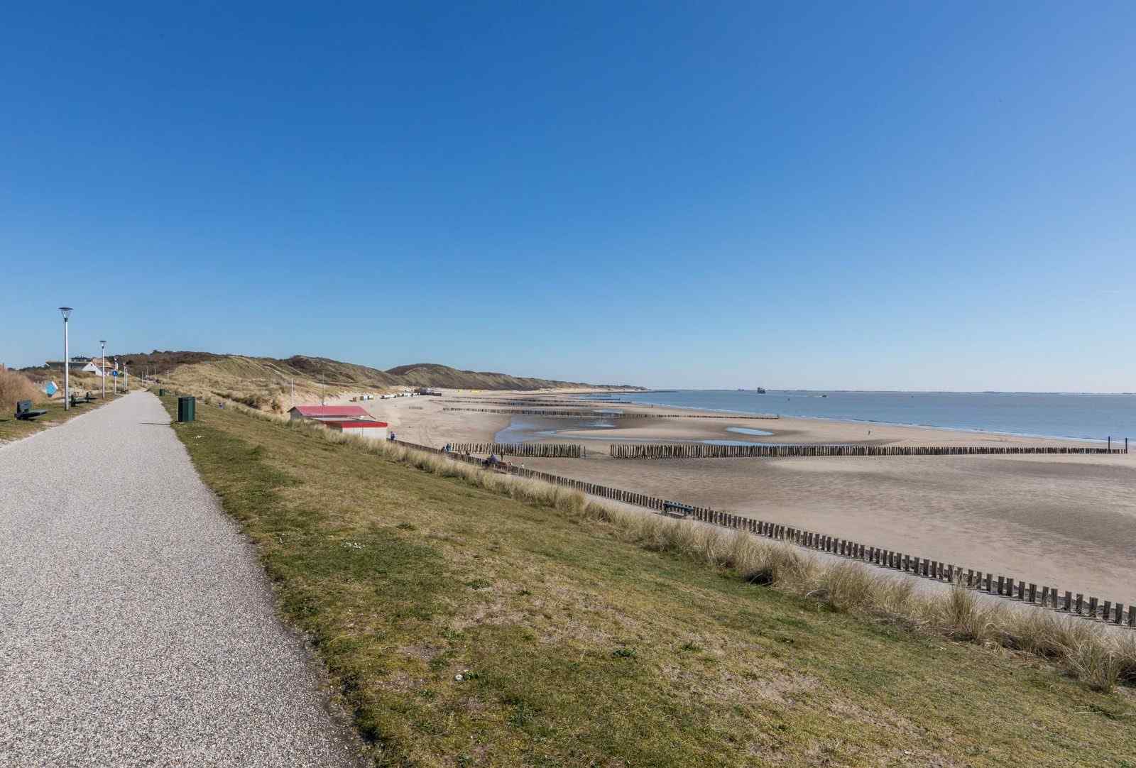 knusse-2-persoons-vakantiewoning-in-hartje-zoutelande-op-300-meter-van-het-strand