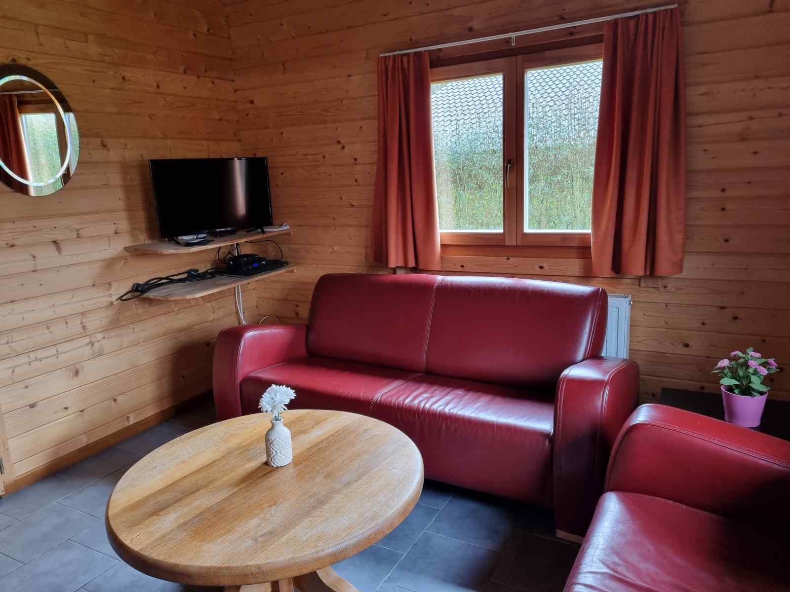 een-comfortabel-6-persoons-chalet-met-tuin-in-ossenisse