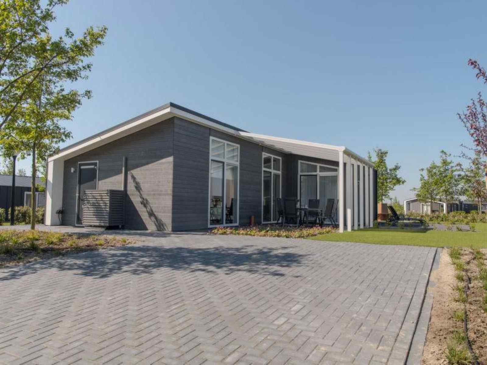 Moderne 2 persoons vakantiewoning met overdekt terras a