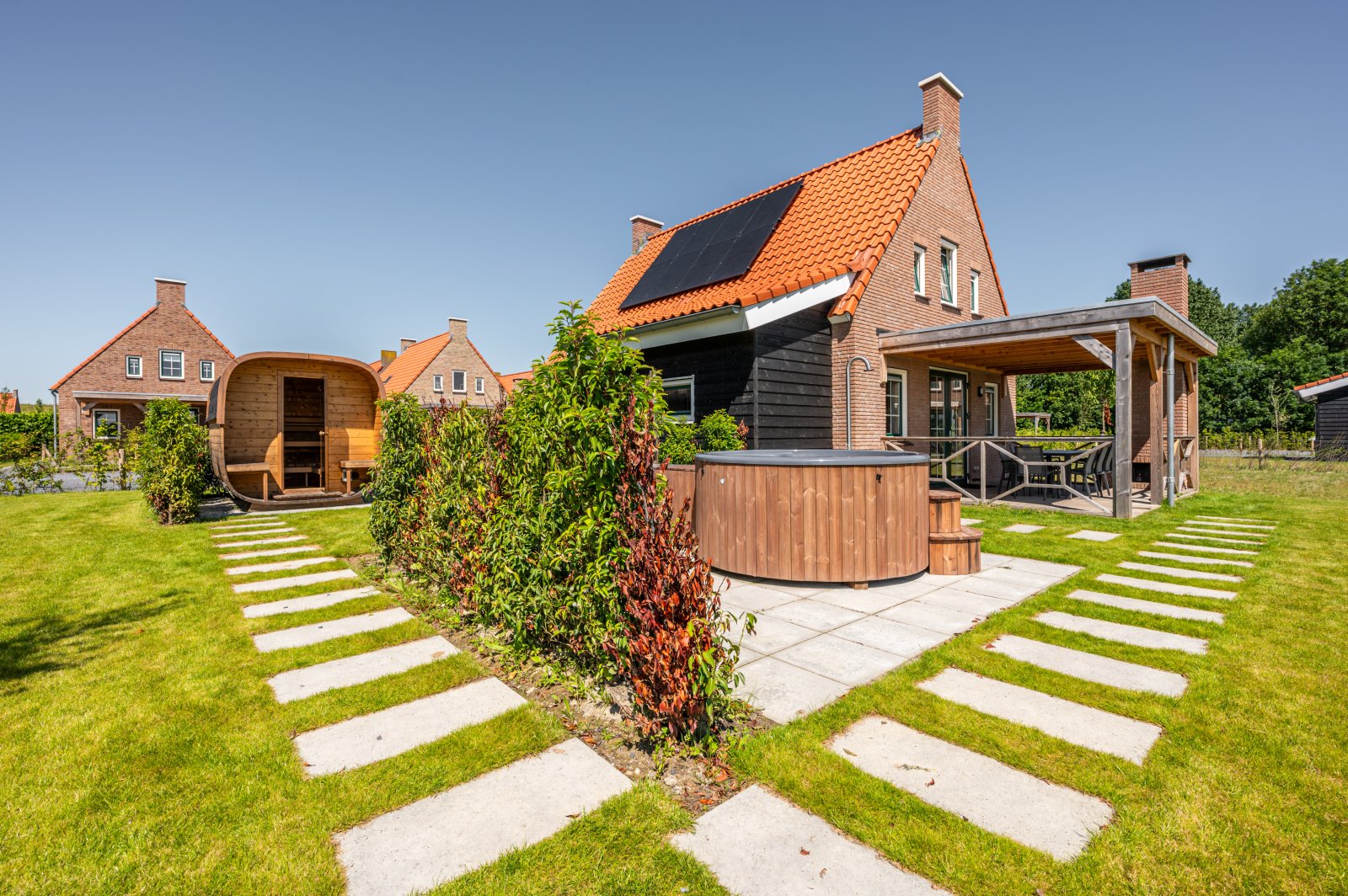 Villa voor 7 personen met 2 badkamers, een hottub en Ba