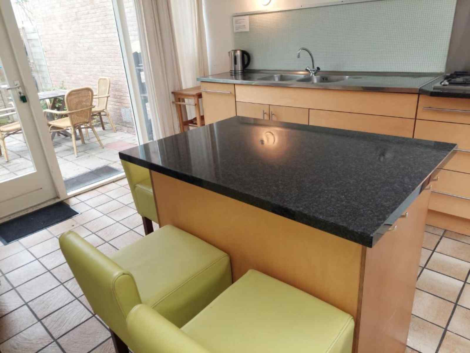 7-persoons-woning-in-het-centrum-van-domburg-op-loopafstand-van-het-strand