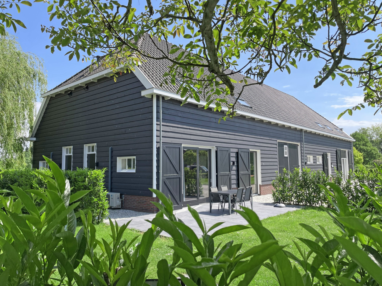 Gezellige 4-persoons vakantiewoning met privétuin in Wemeldinge