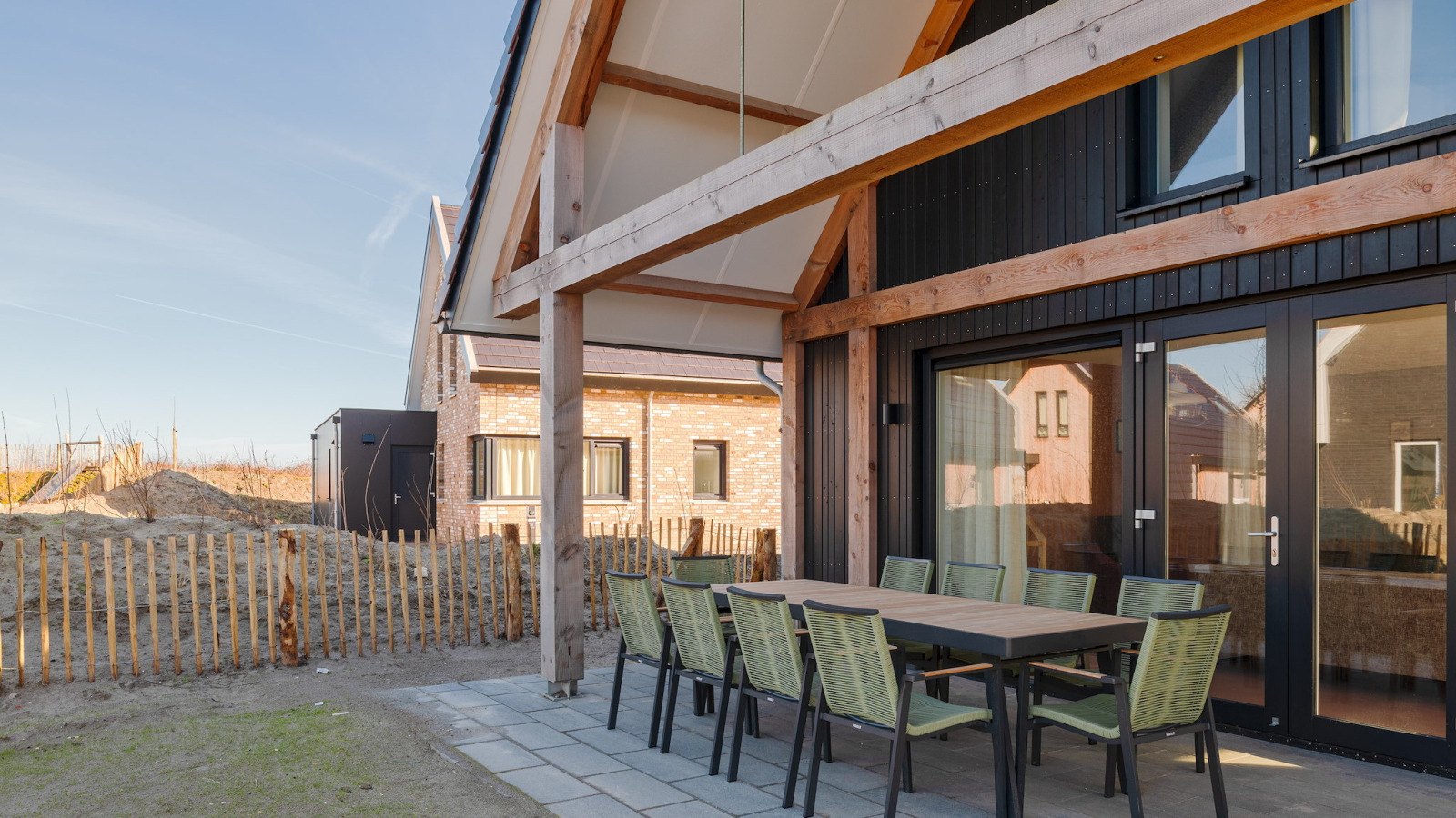 Kindvriendelijke villa voor 10 personen op vakantiepark vlakbij de Zeeuwse kust — groepsaccommodatie in Nieuwvliet