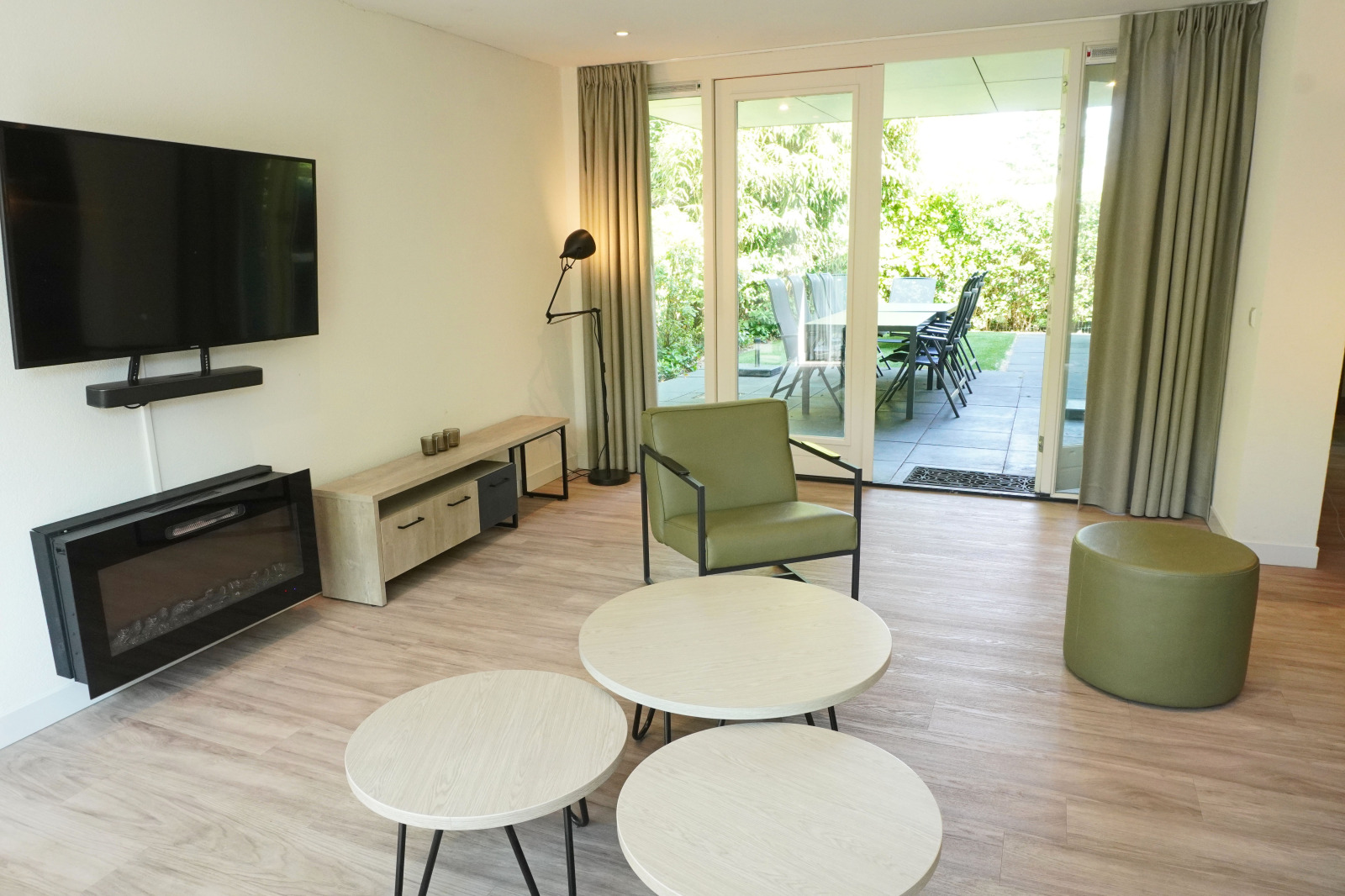 Bungalow in Brouwershaven voor 12 personen foto 2
