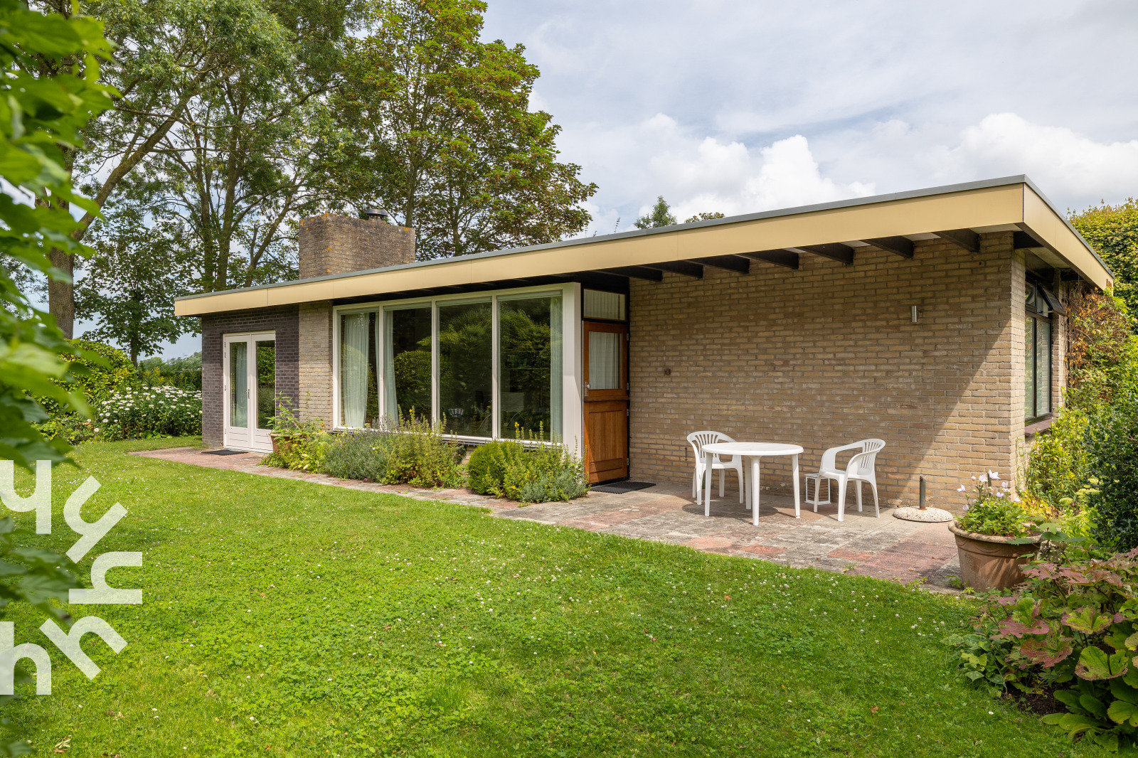 Vrijstaande 5-persoons bungalow met ruime tuin en vlakbij het Veerse Meer