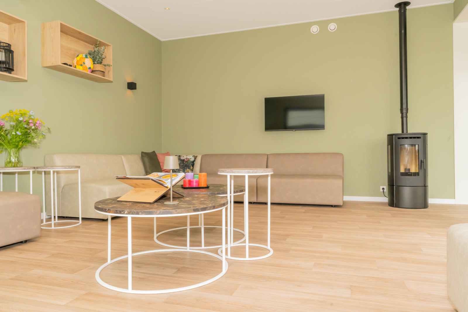 Recreatiewoning in Ellemeet voor 18 personen foto 10