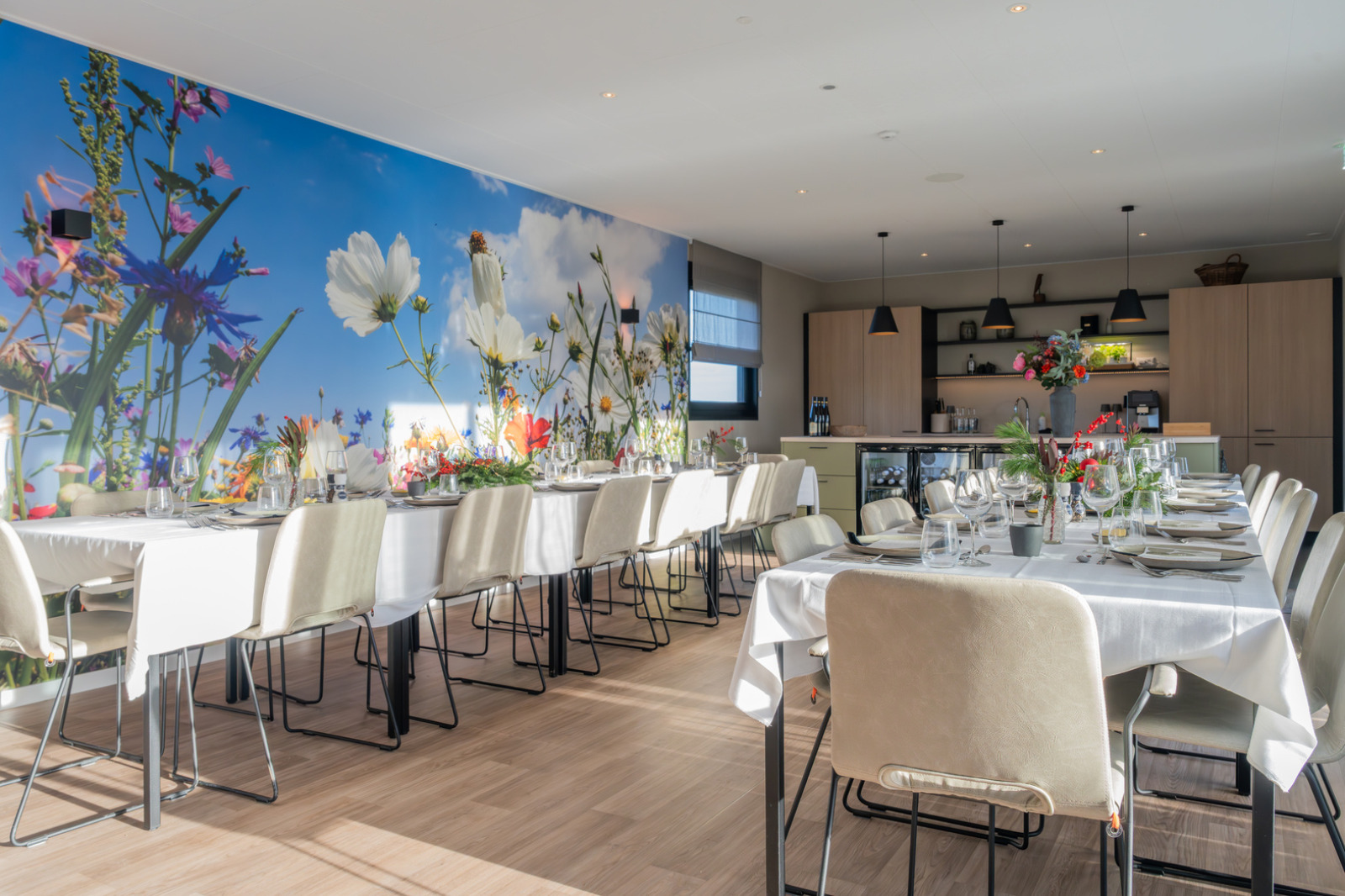 Recreatiewoning in Ellemeet voor 18 personen foto 12