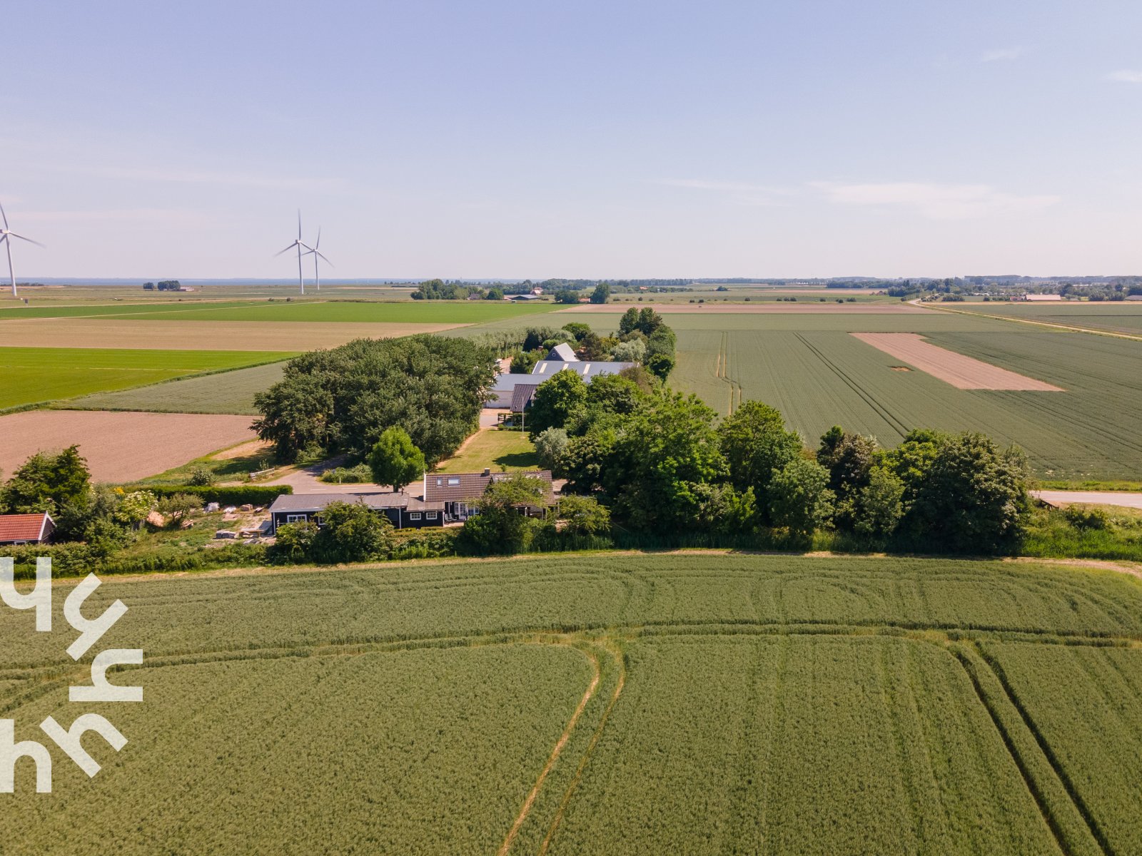 prachtig-6-persoons-vakantiehuis-met-grote-tuin-en-uitzicht-op-landerijen-in-kamperland