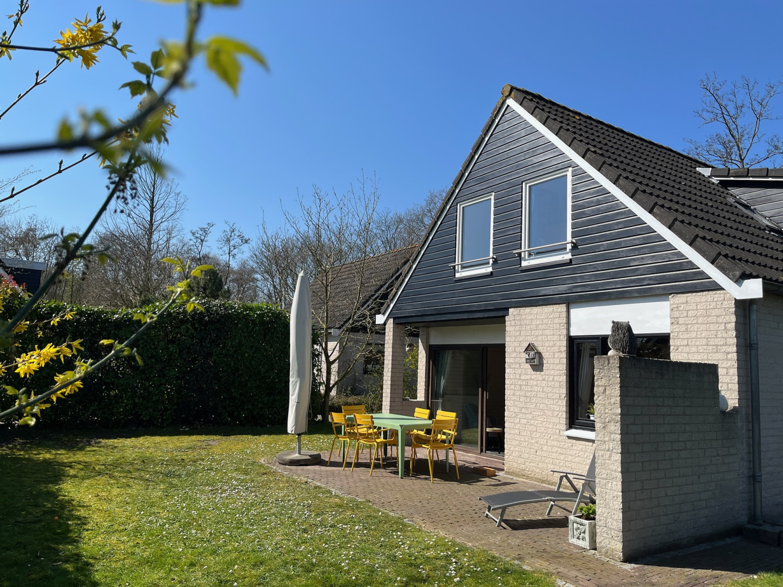 Vrijstaande 5 persoons vakantiewoning vlakbij het stran