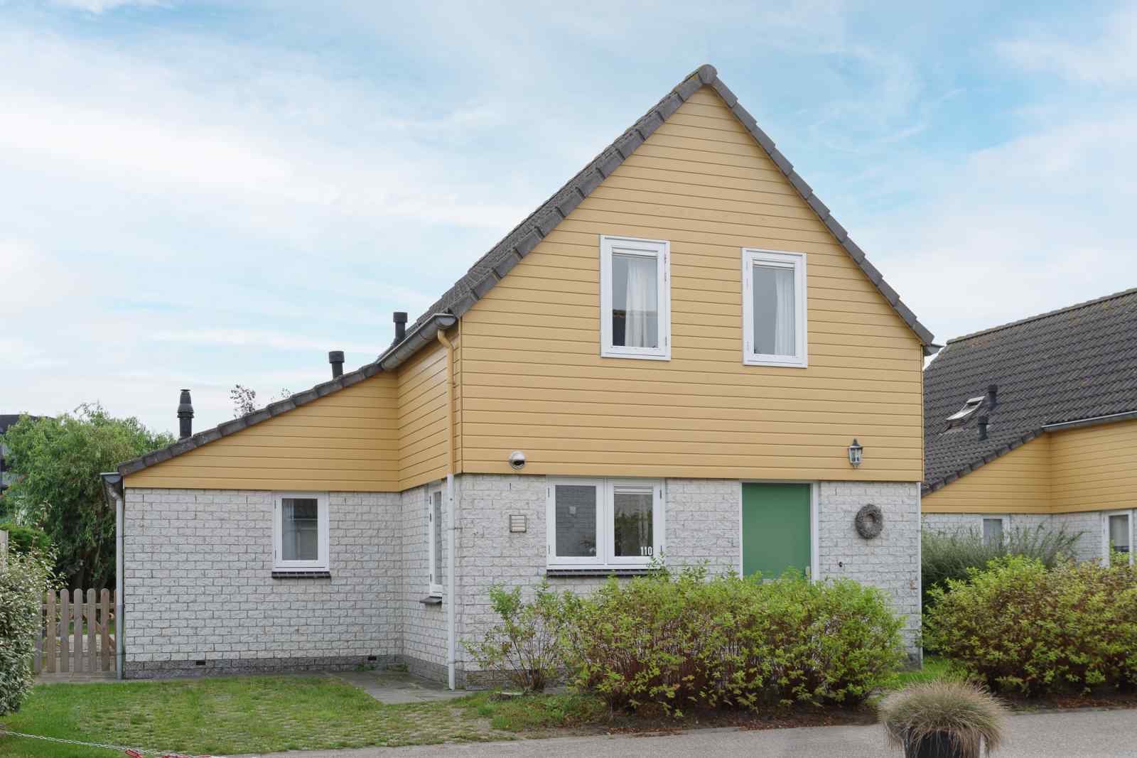 Nette 8 persoons woning direct aan de zee met sauna