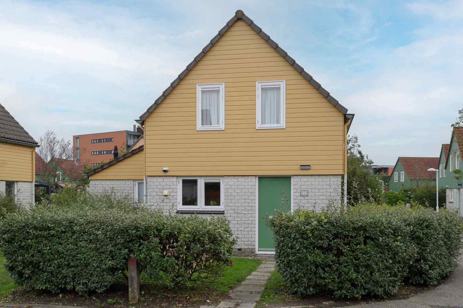 leuk-8-persoons-vakantiehuis-nabij-zee-met-sauna