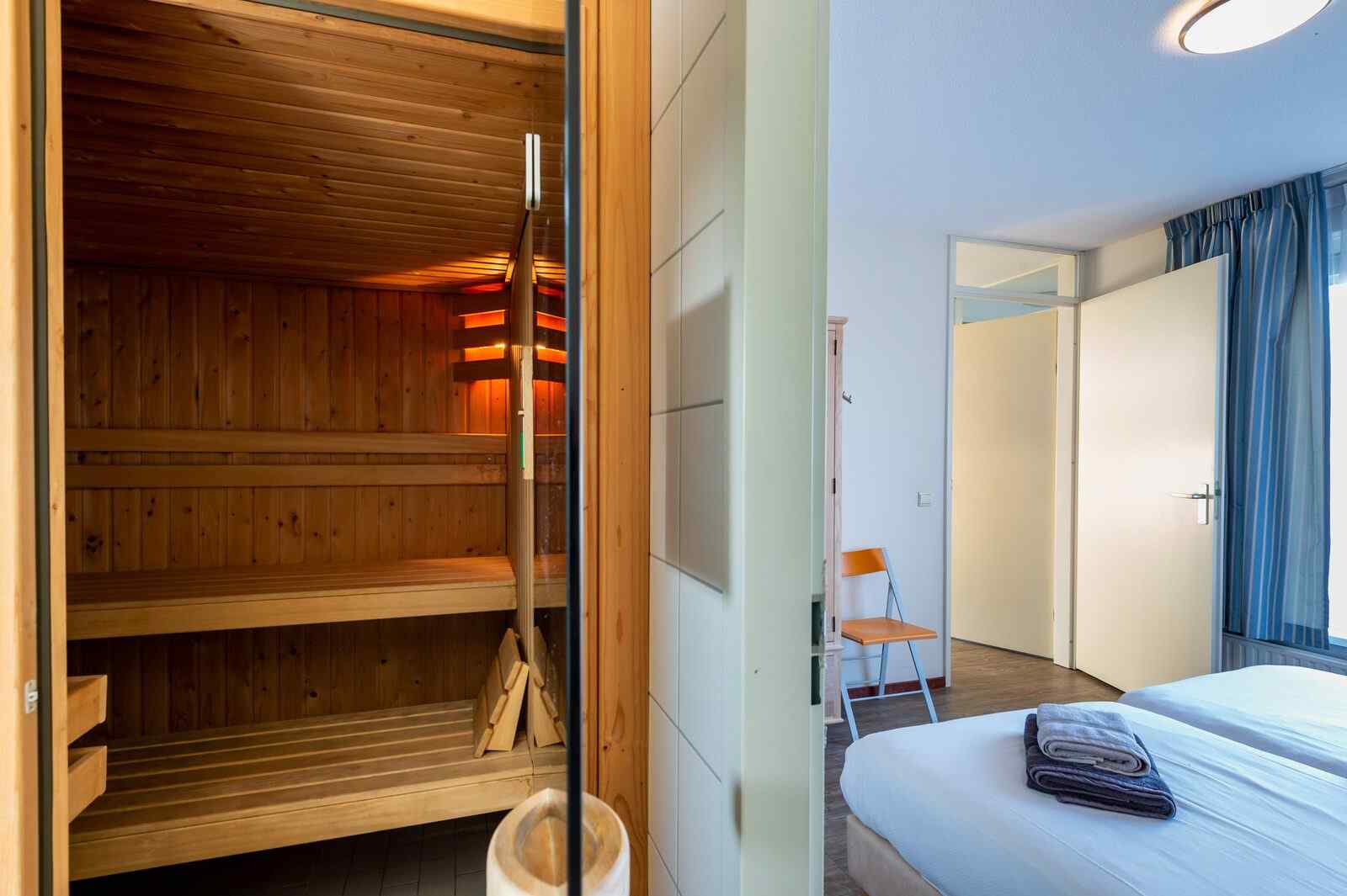 luxe-6-persoons-vakantiehuis-met-sauna-in-zeeuws-vlaanderen