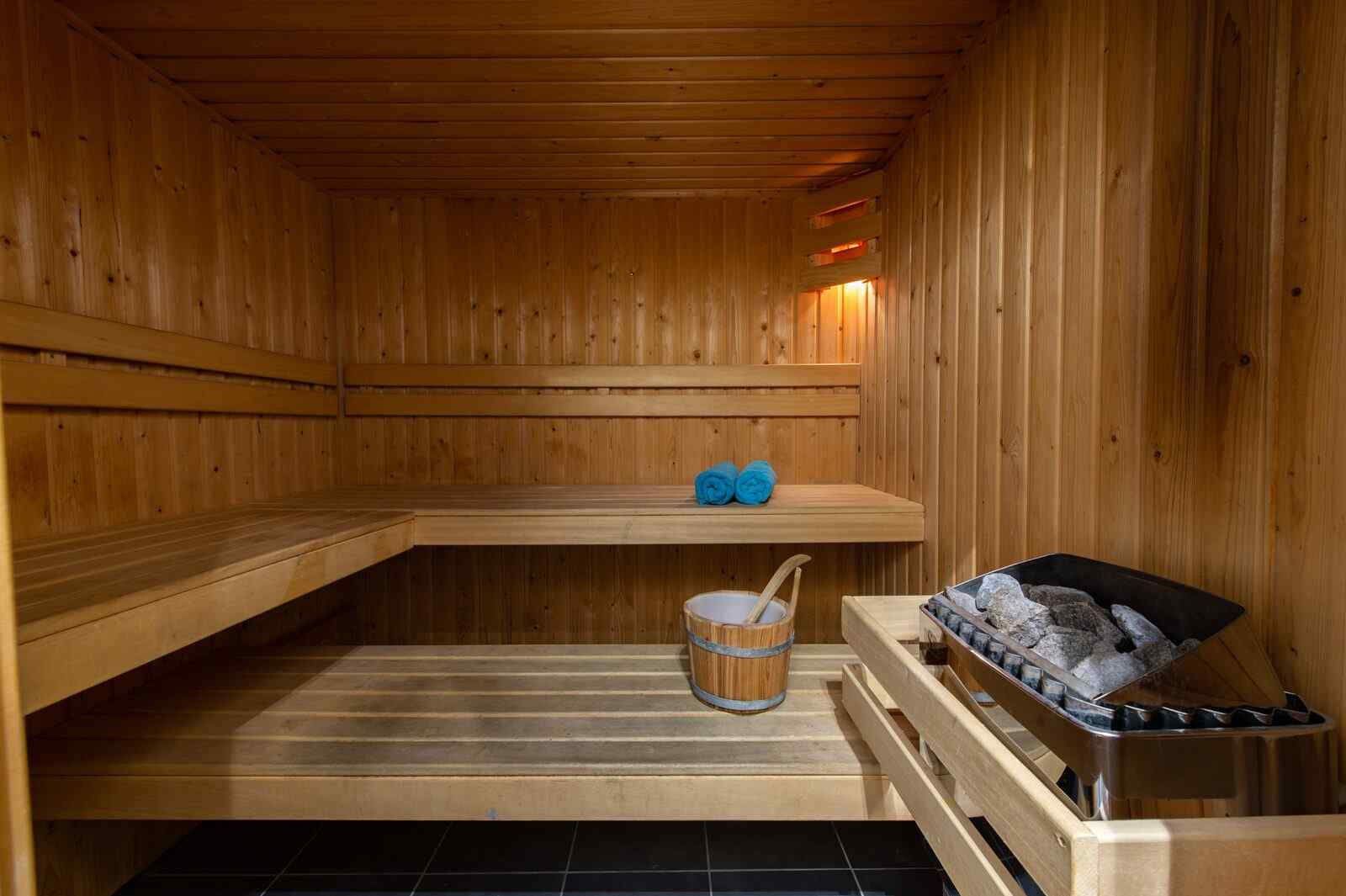 luxe-6-persoons-vakantiehuis-met-sauna-in-zeeland