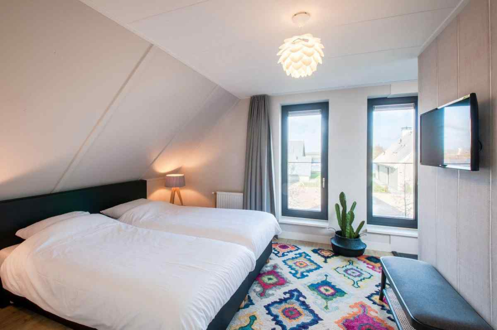 luxe-8-persoons-vakantievilla-op-vakantieresort-in-tholen-zeeland