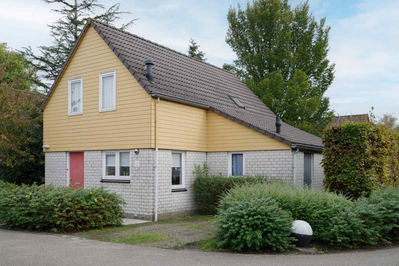 gezellige-8-persoons-woning-met-afgesloten-tuin-en-sauna