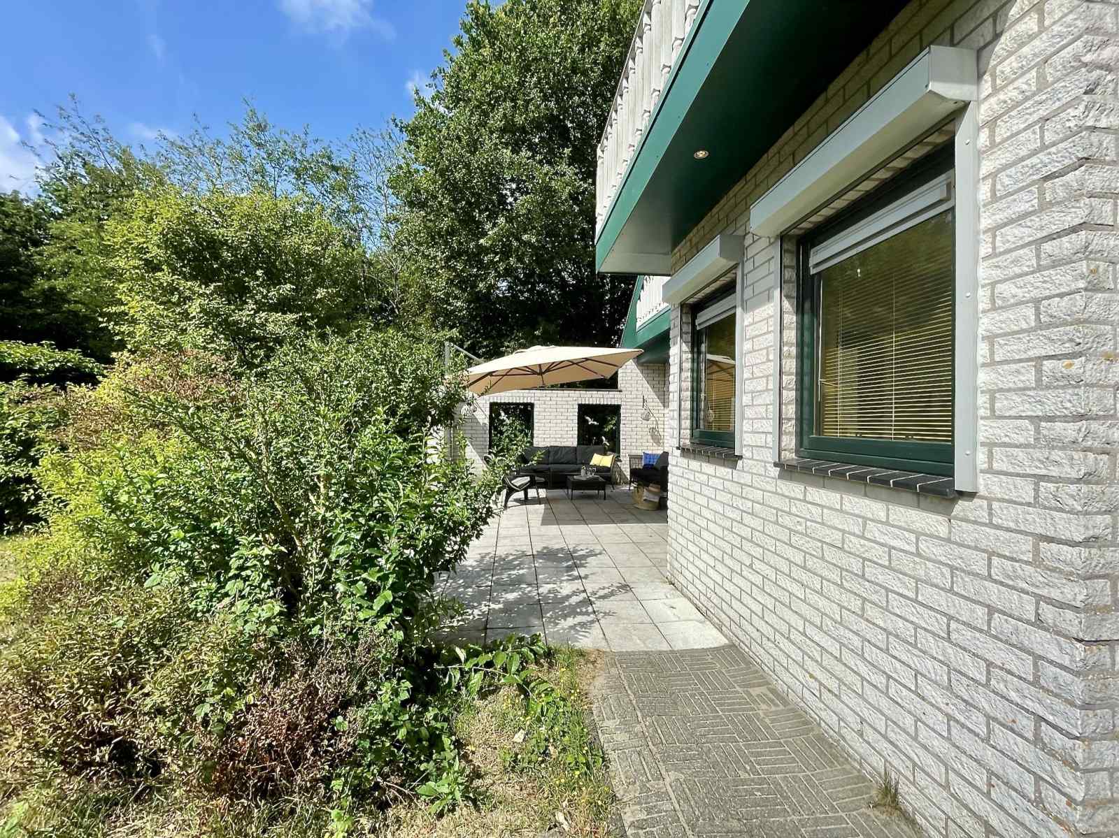 comfortabel-6-persoons-vakantiehuis-nabij-het-strand-van-burgh-haamstede