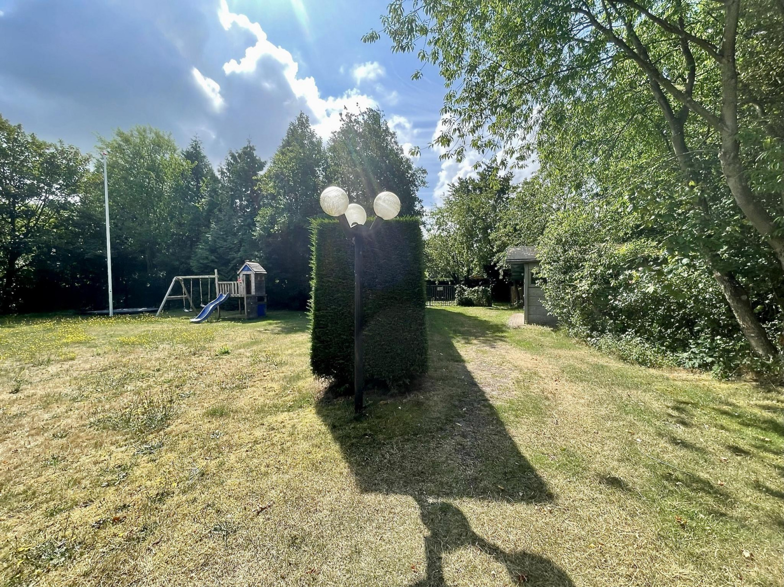 ZE851