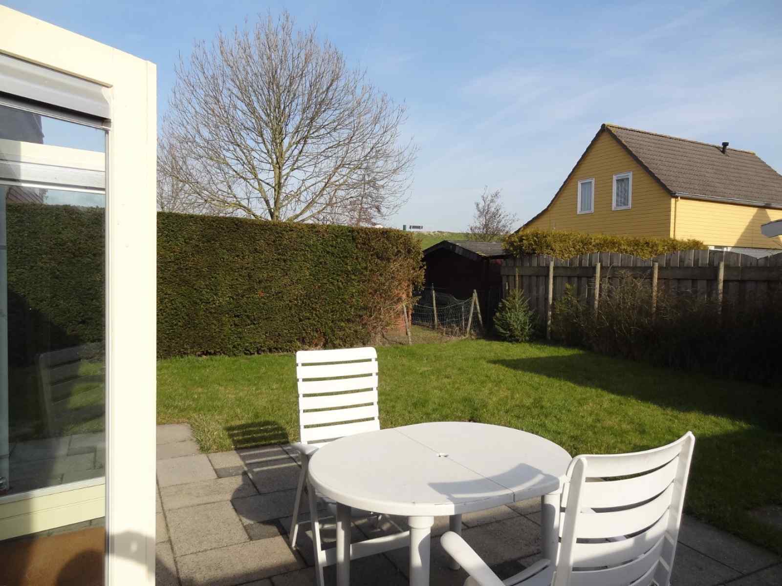 leuke-5-persoons-woning-op-aangename-ligging-met-tuinhuis