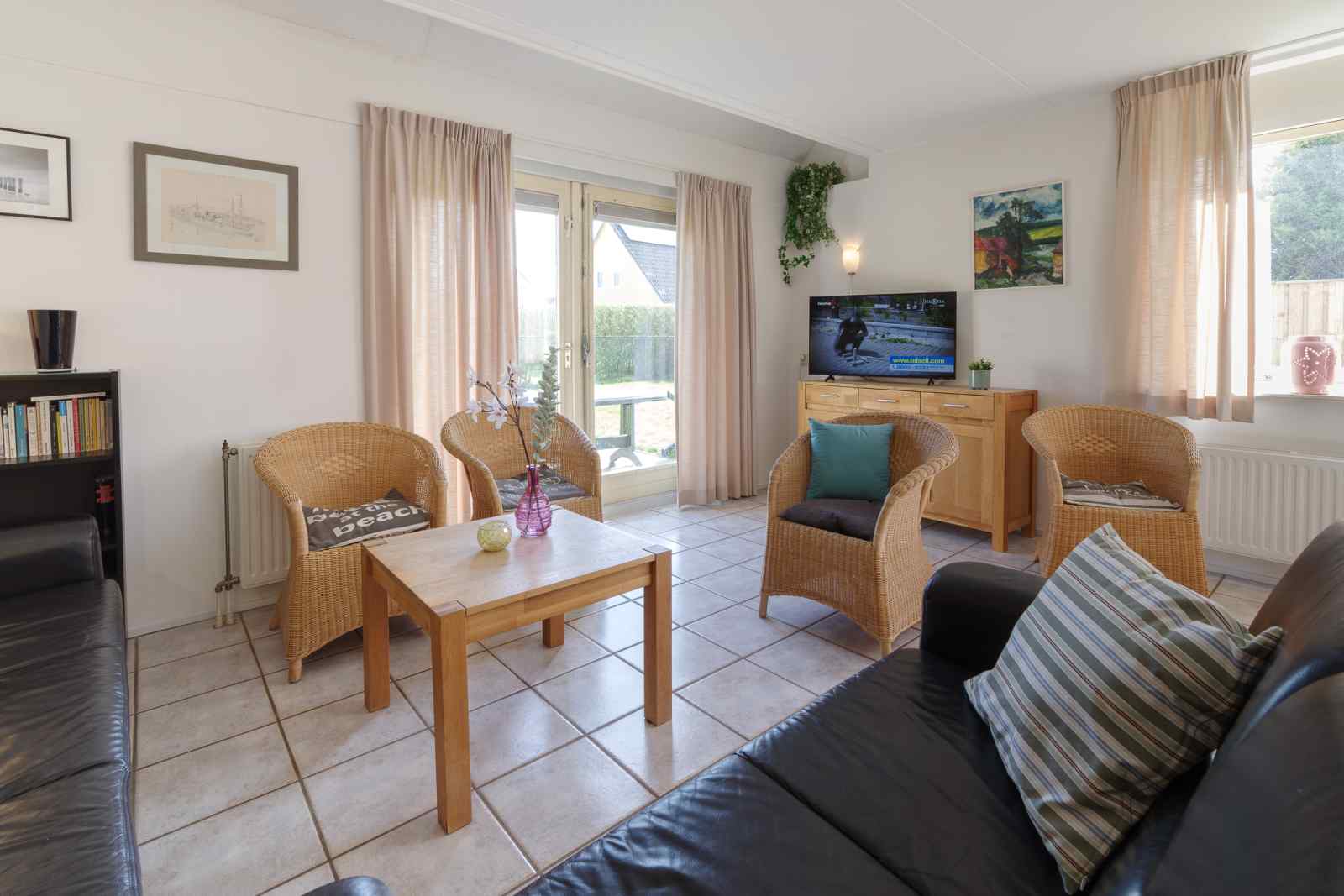 mooie-5-persoons-woning-op-aangename-ligging-met-tuinhuis