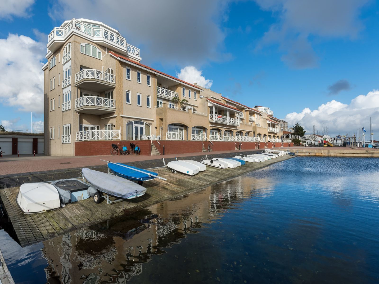 marina-port-zelande-luxe-6-persoons-appartement-aan-de-haven