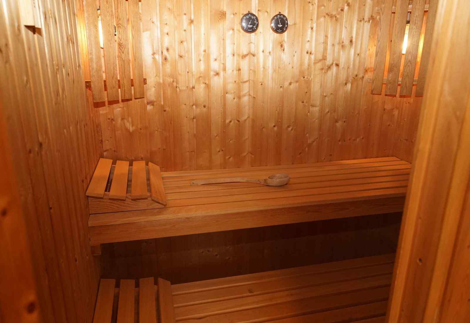 comfortabel-6-persoons-vakantiehuis-met-sauna-in-ouddorp-vlakbij-het-strand