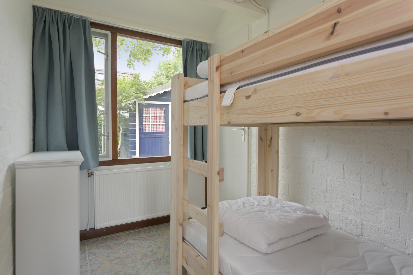 Bungalow in Ouddorp voor 6 personen foto 18