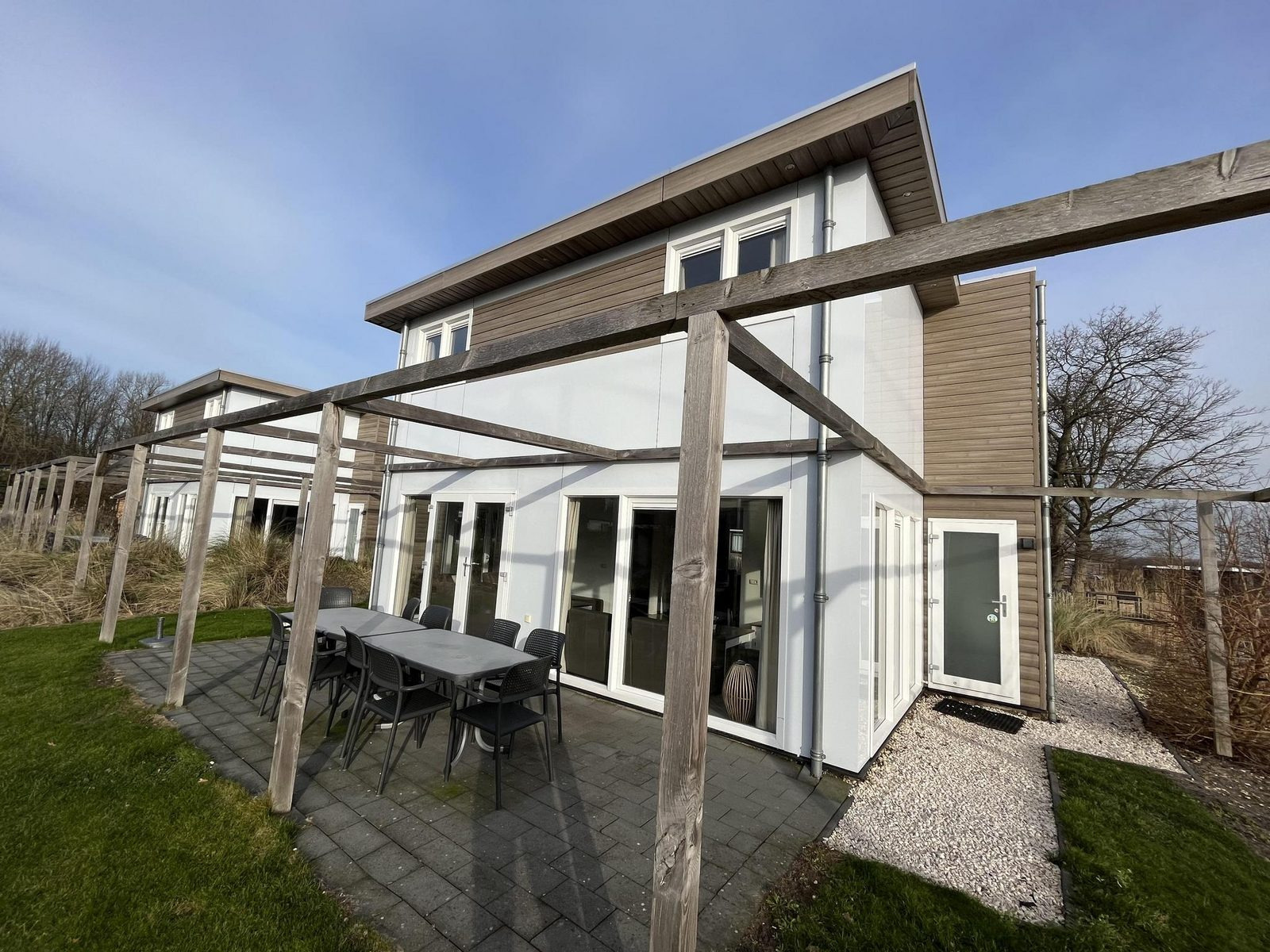10-persoons-vakantiehuis-bij-het-strand