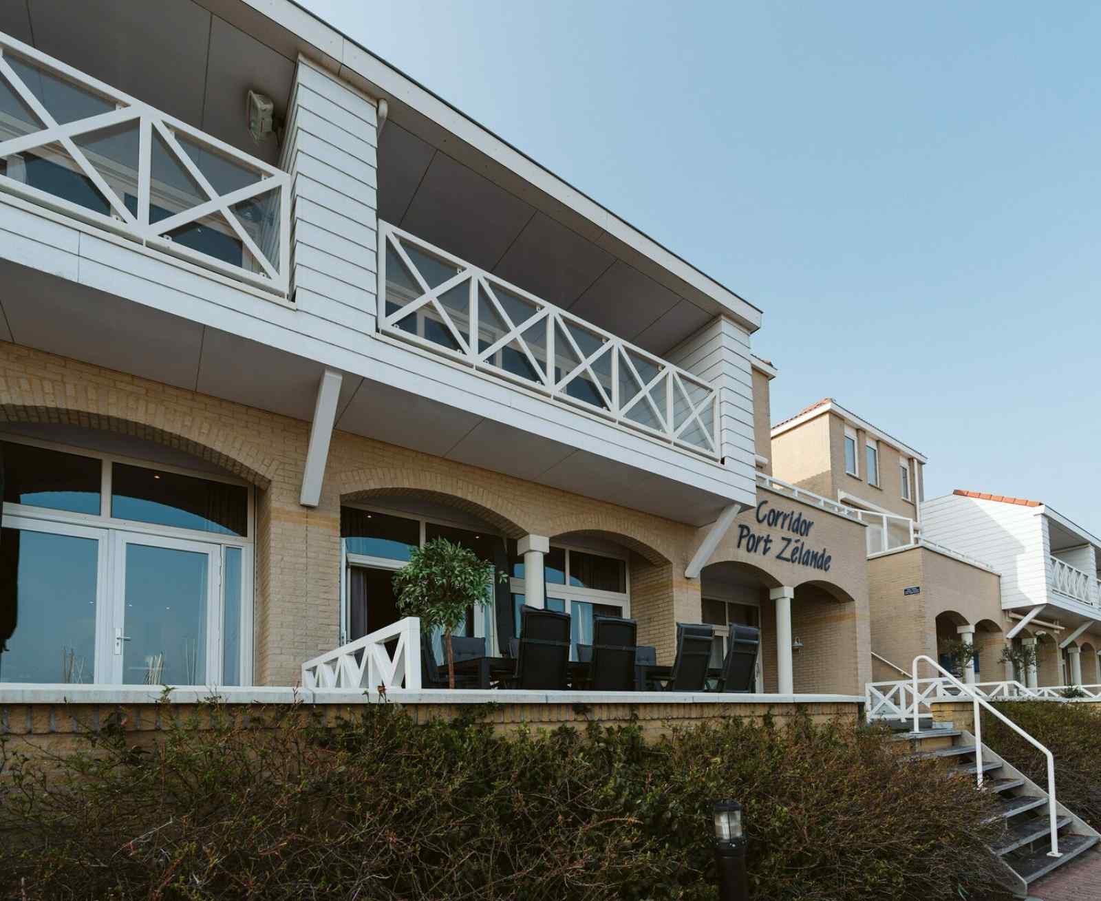 Luxe 10-persoons appartement op Marina Port Zélande met uitzicht op de haven