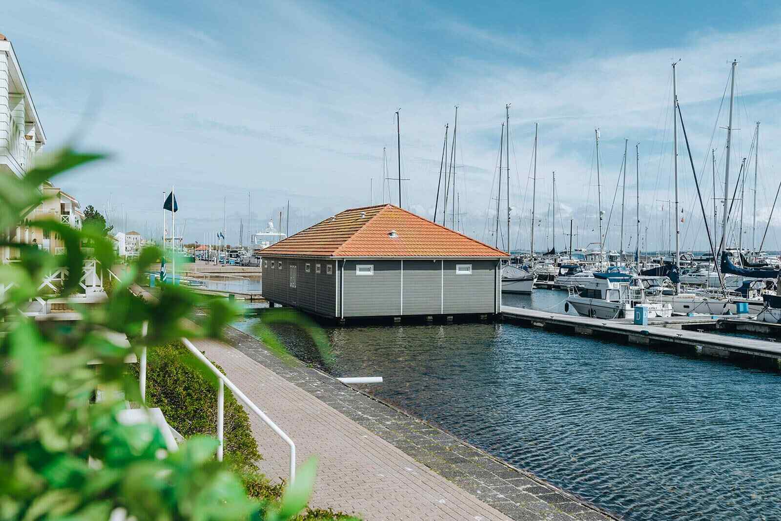 marina-port-zelande-luxe-10-persoons-appartement-aan-de-haven