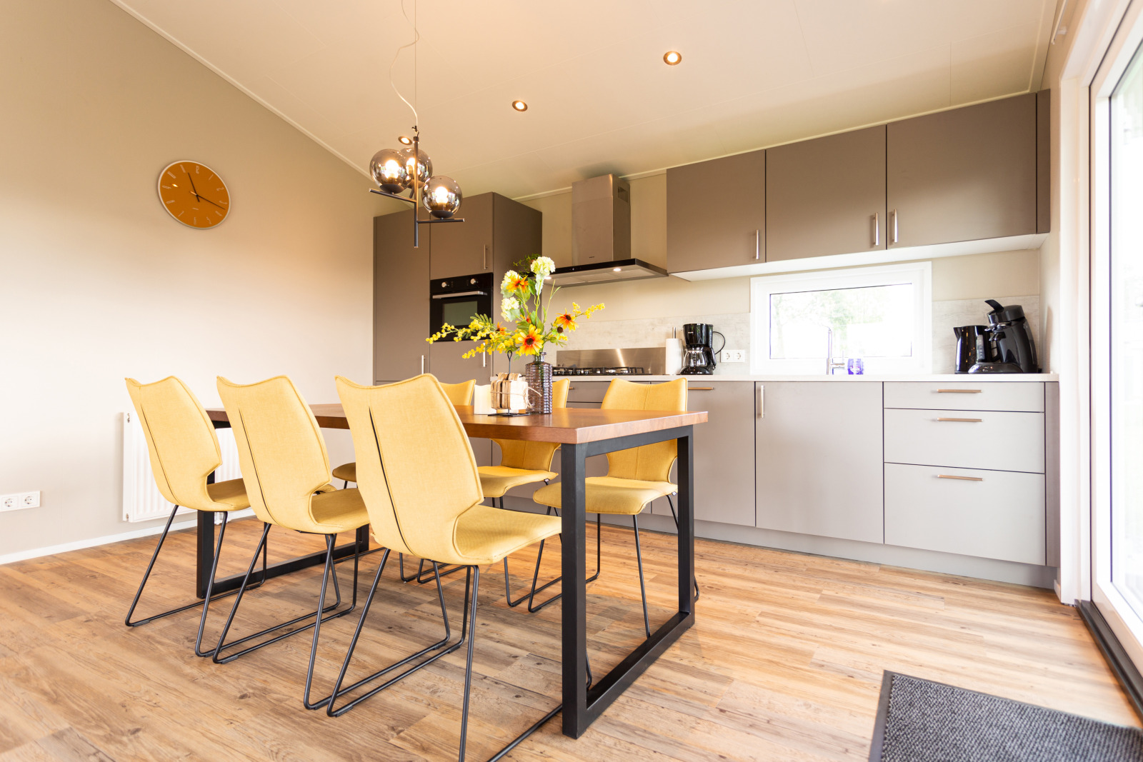 Chalet in Nieuwerkerk aan den IJssel voor 6 personen foto 18